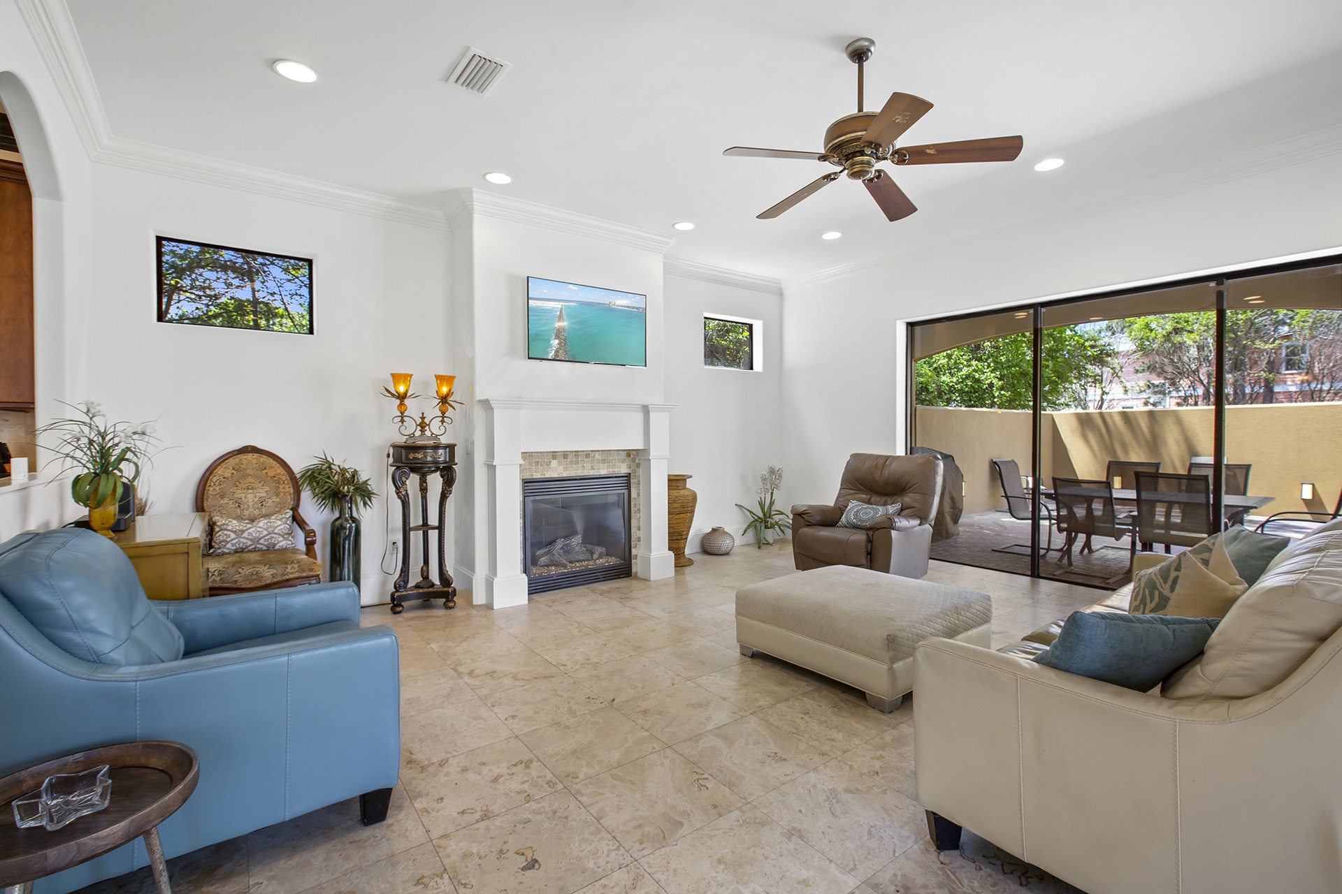 23-Bella-Vista-Living