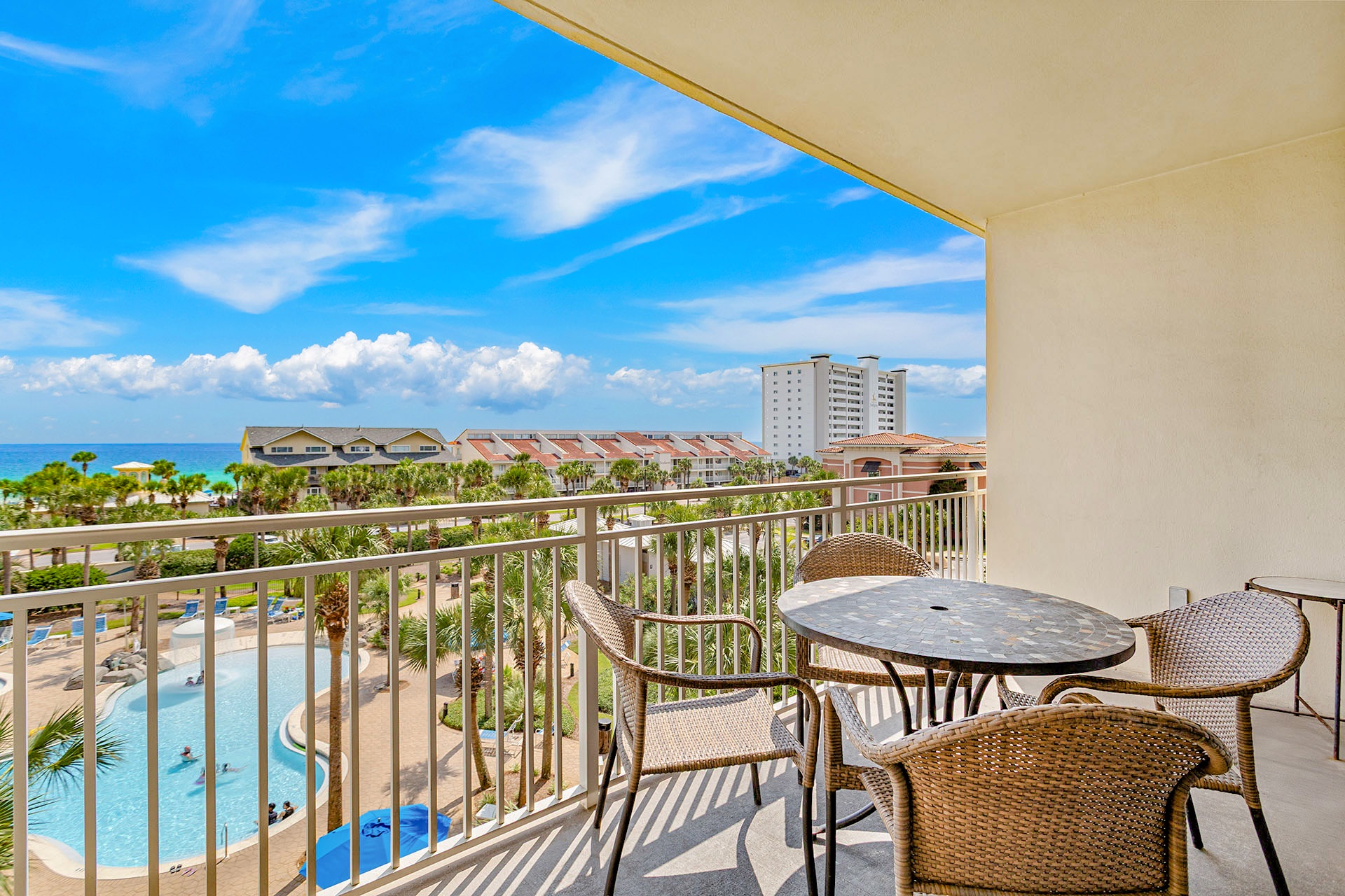 Sterling Shores 415 Balcony