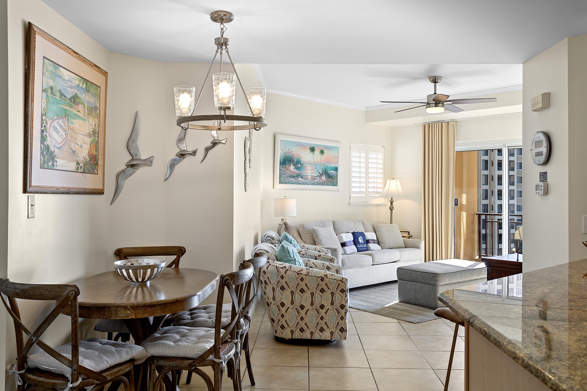 Westwinds 4758 Dining Room