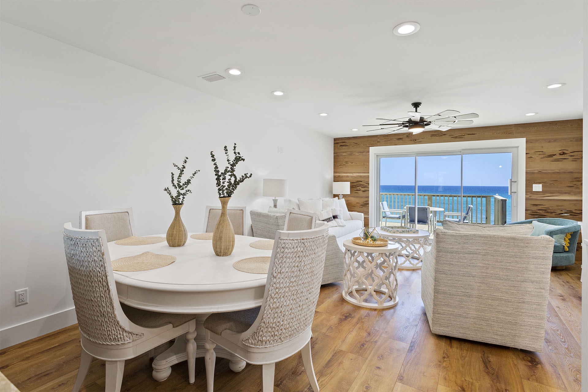 22-Summerhaven-2-Dining