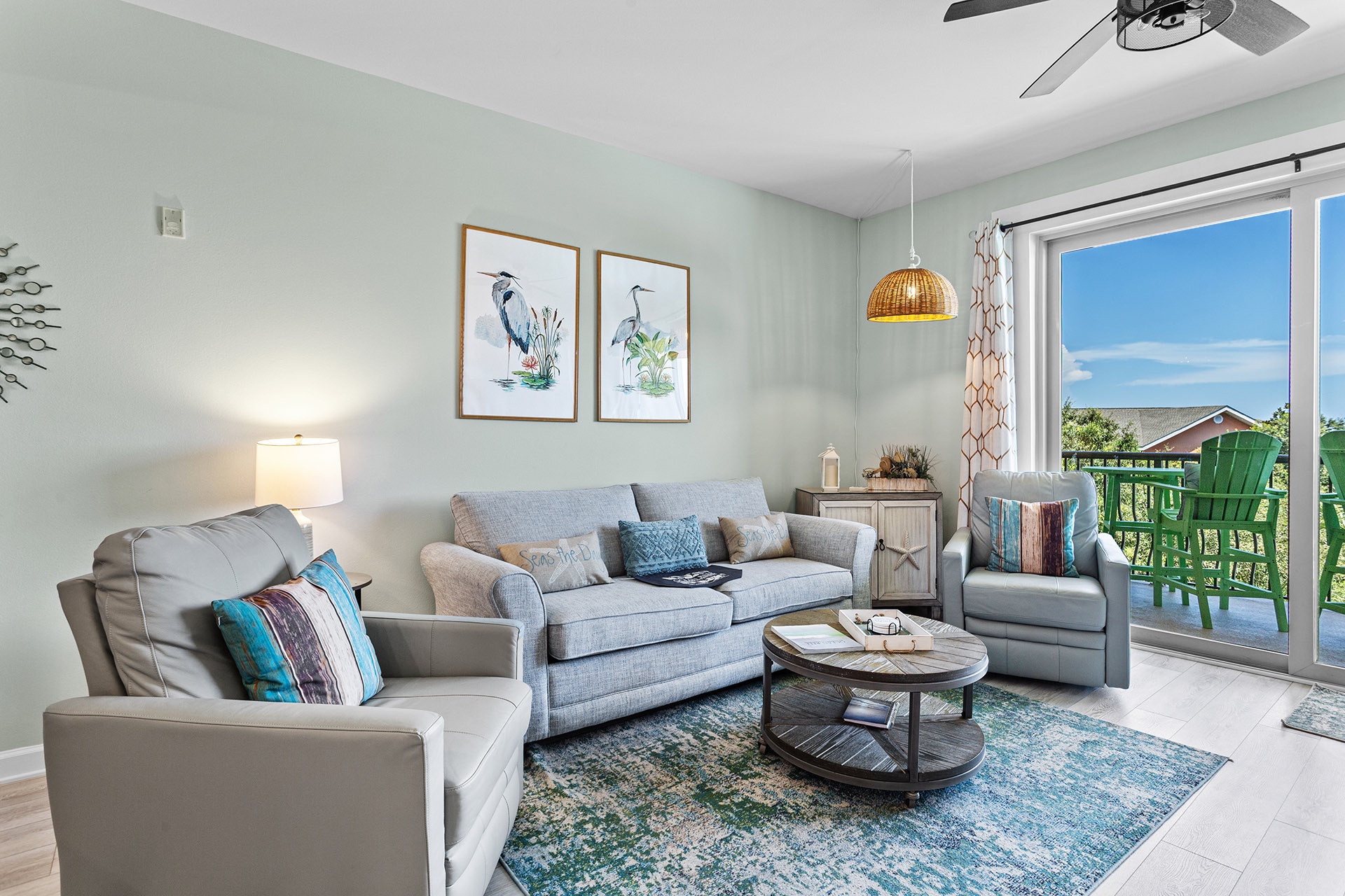 Beach Resort 402 Living Room Alt