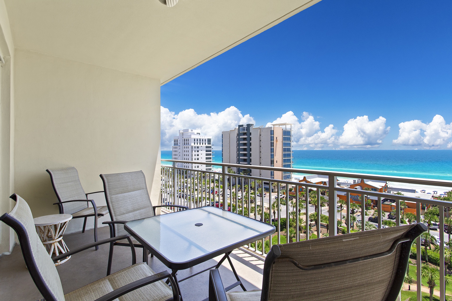 24-Sterling-Shores-810-Balcony