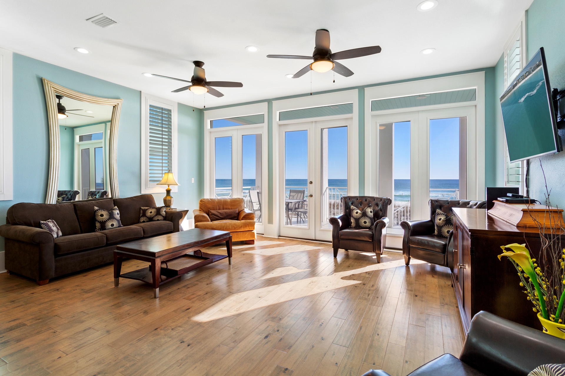 22-Aqua-Sound-Living