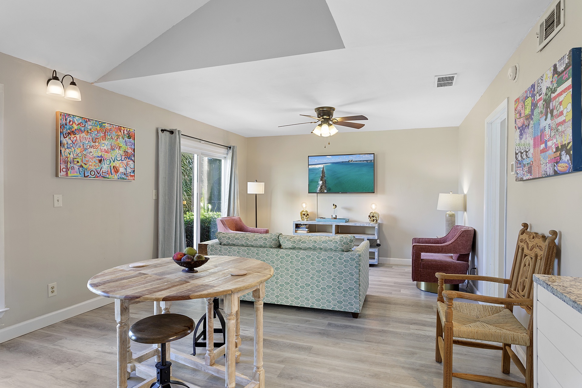 23-Sea-Cabins-11D-Dining