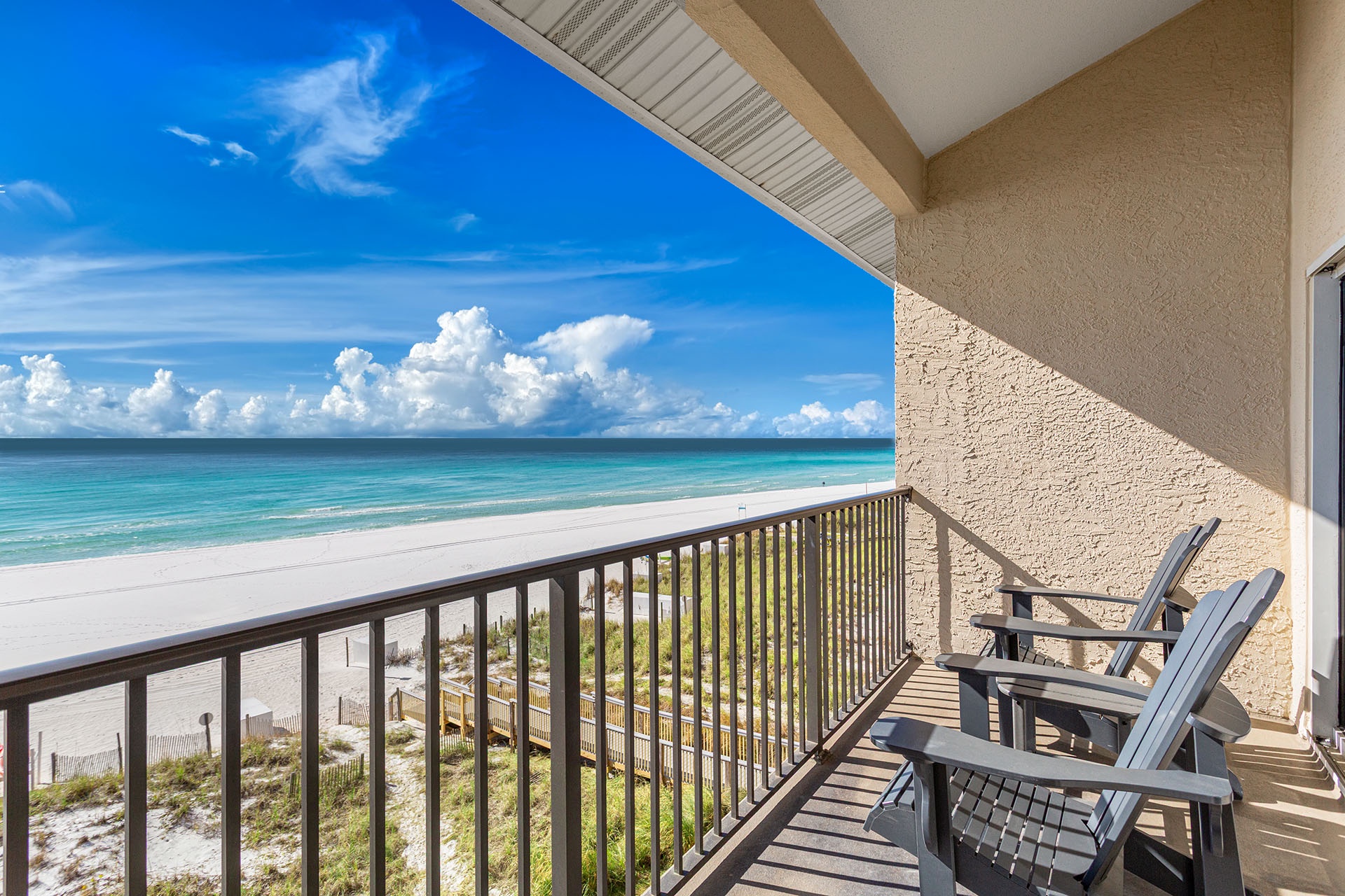 Windancer 410 Balcony