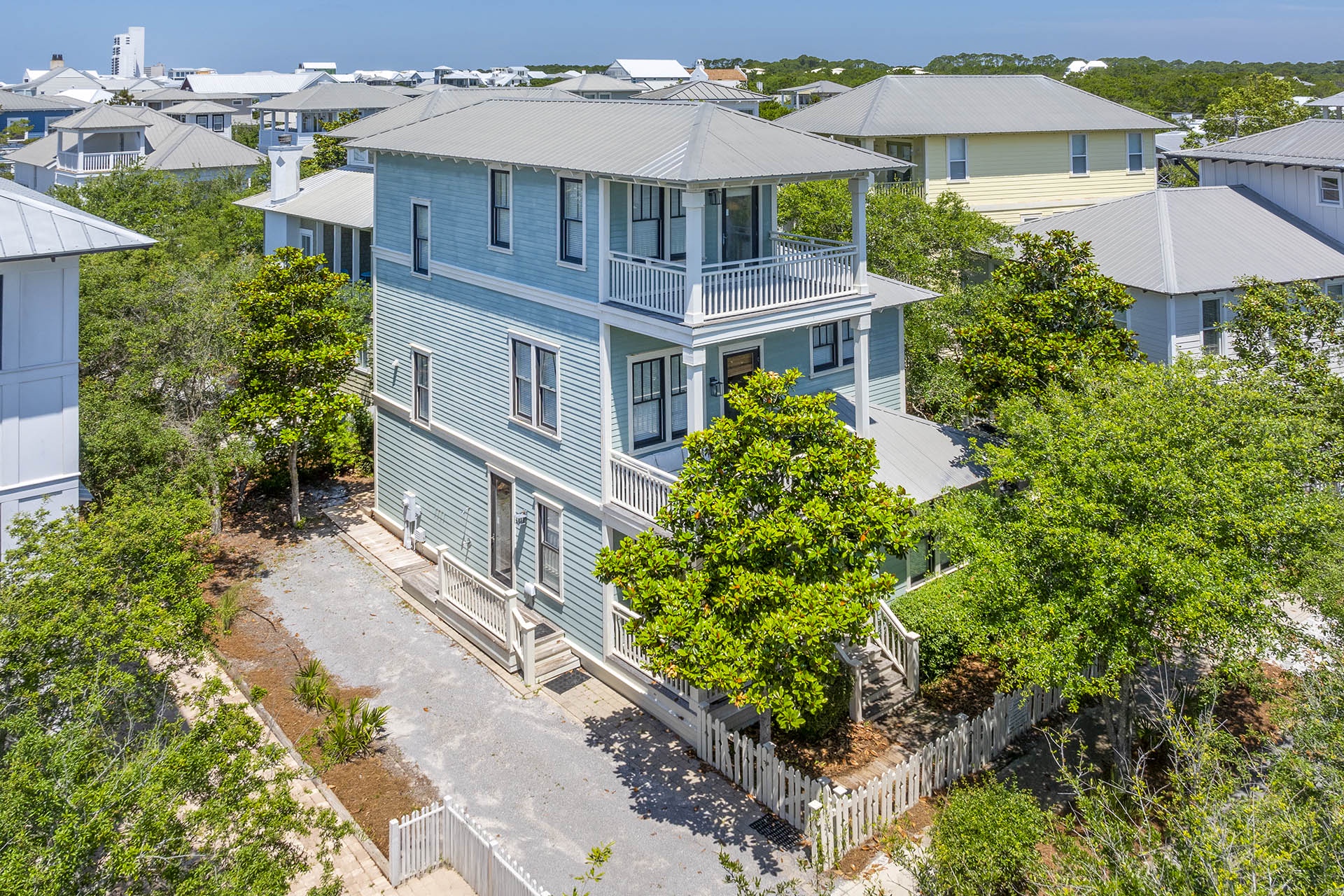 24-Five-O-Clock-Somewhere-Front-Ext