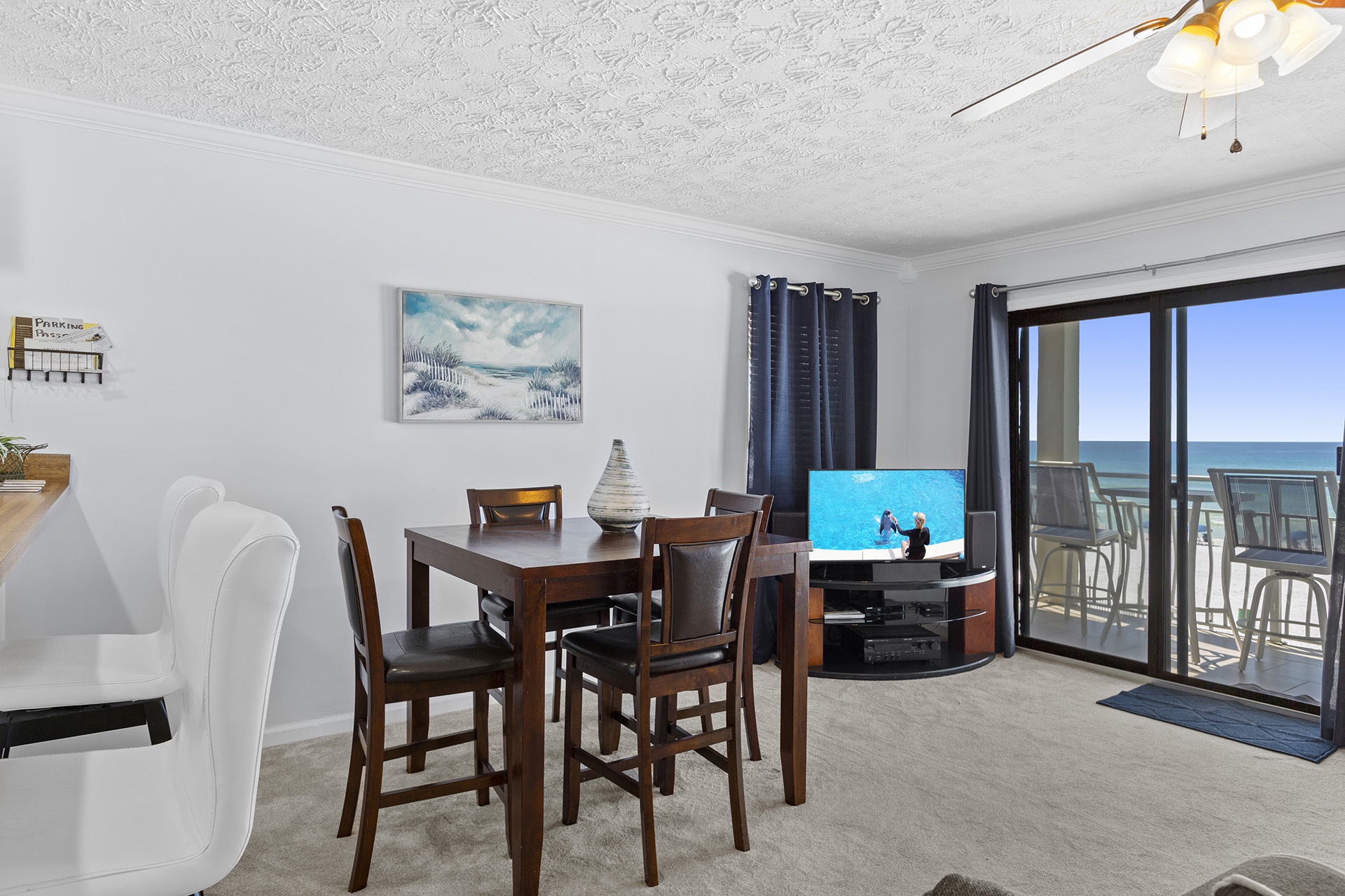 23-Crystal-Villas-A5-Dining