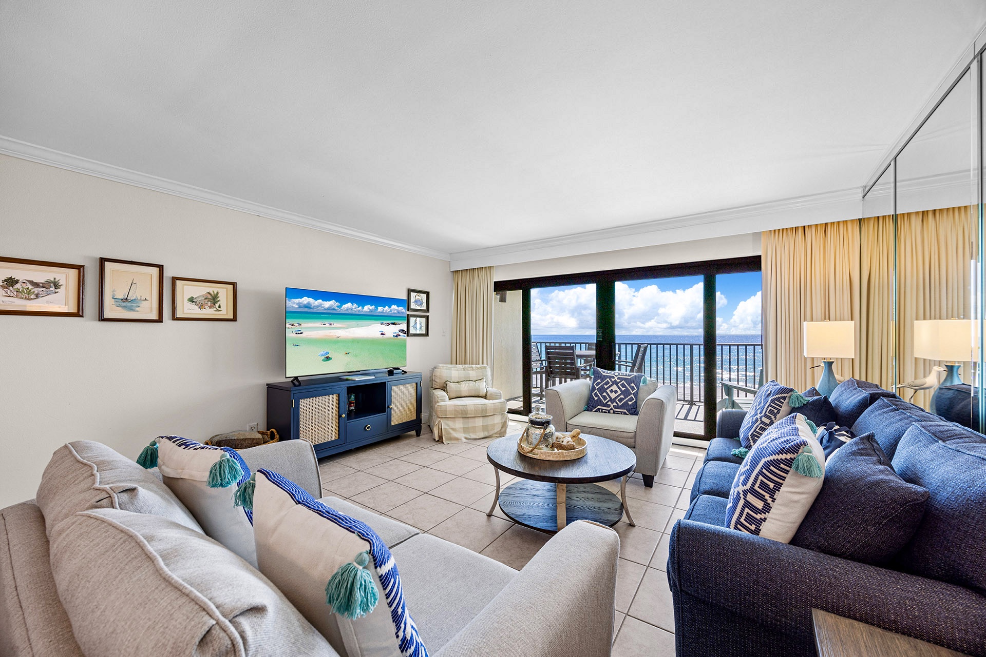 Huntington By The Sea 302