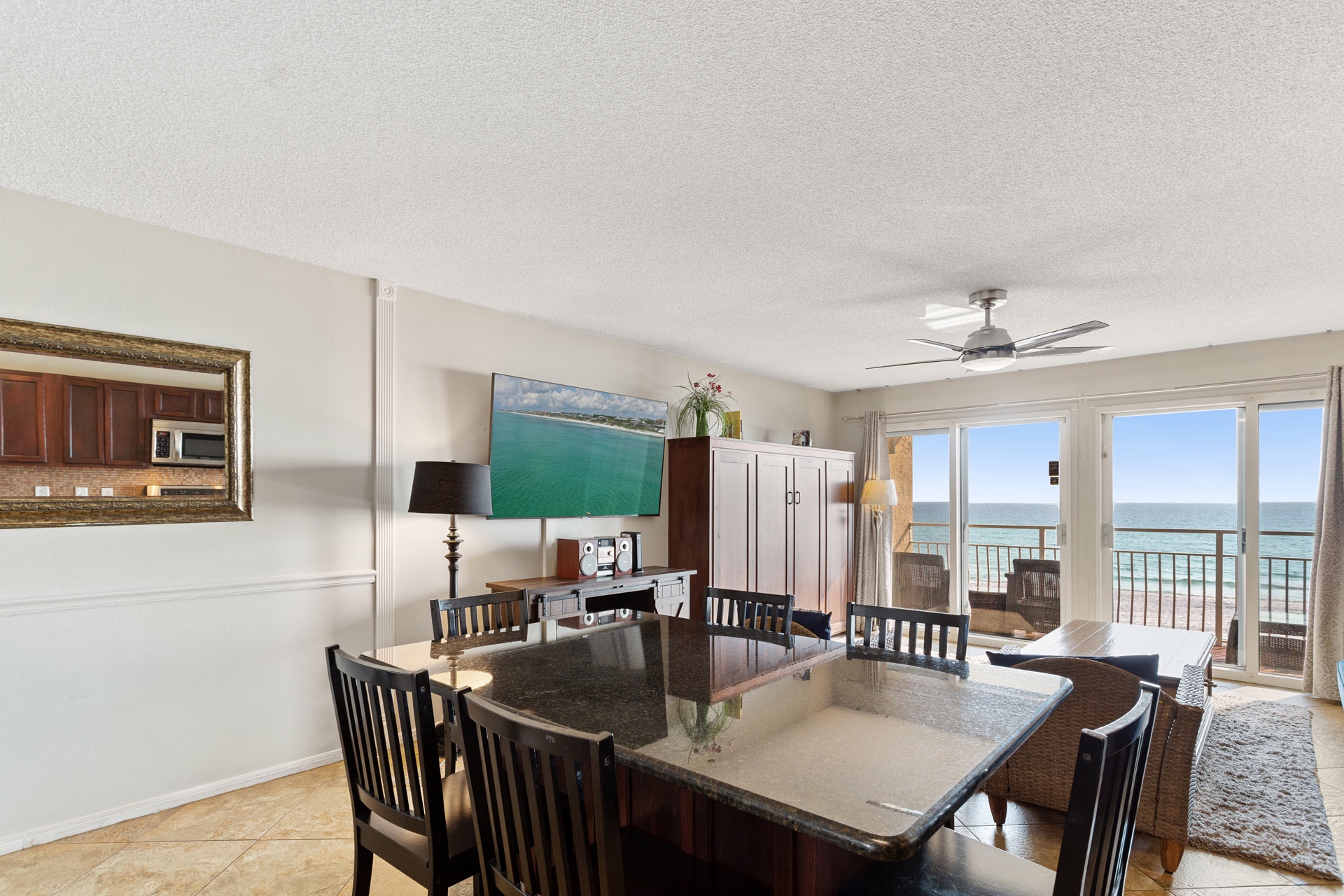 22-Crystal-Sands-214A-Dining