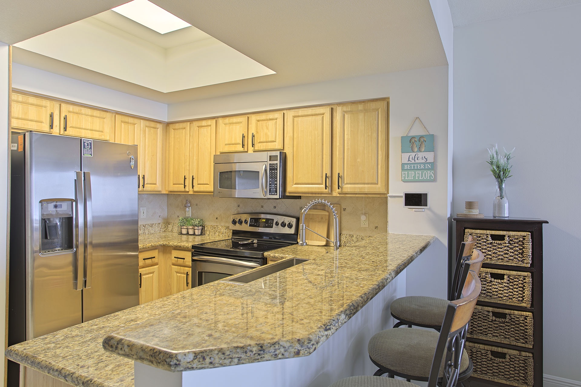 21-Ariel-Dunes-II-1802-Kitchen