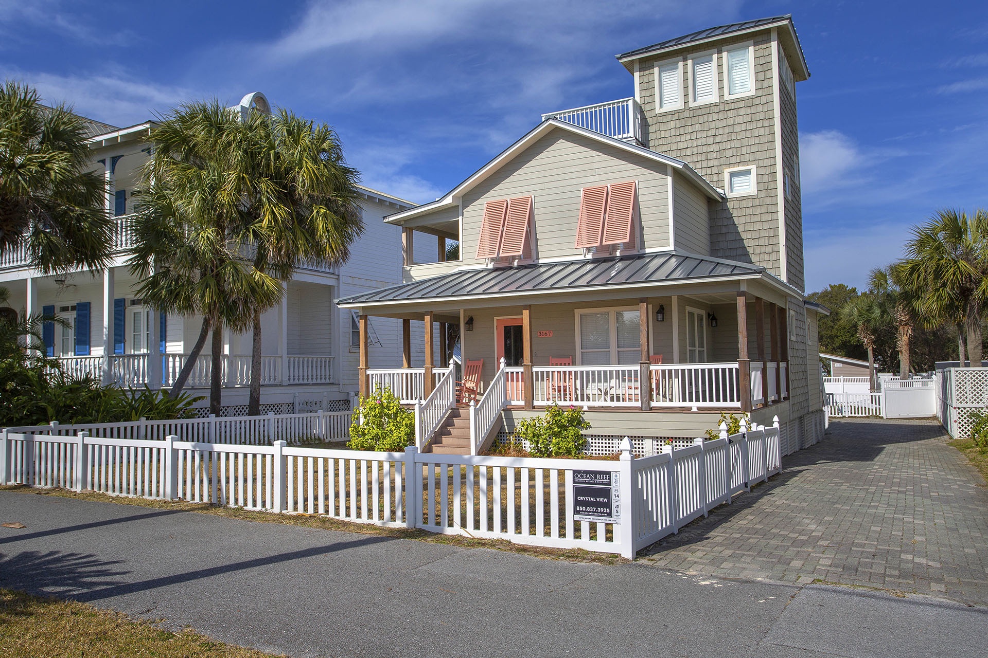 22-Crystal-View-Exterior