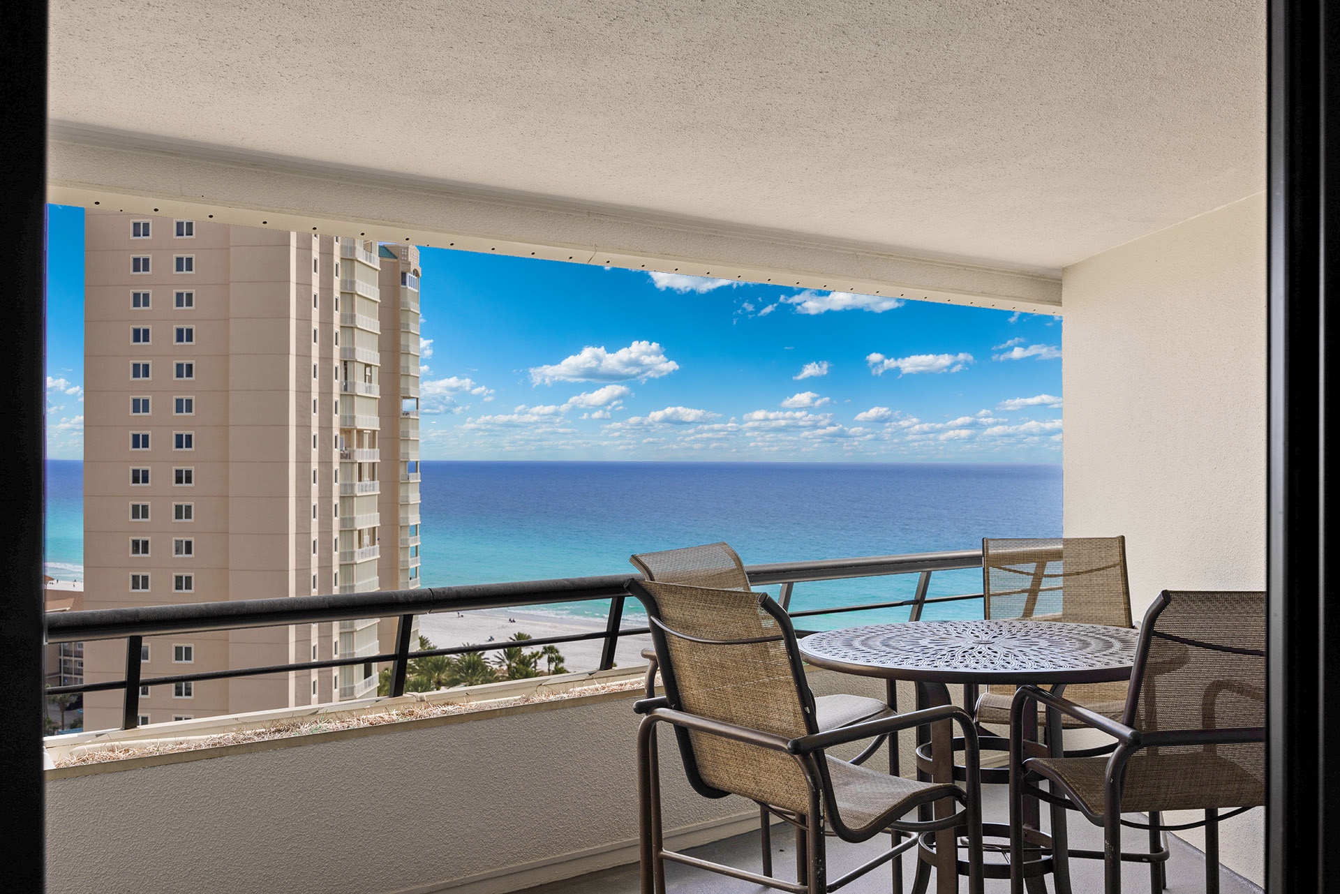 Edgewater 1500 Balcony