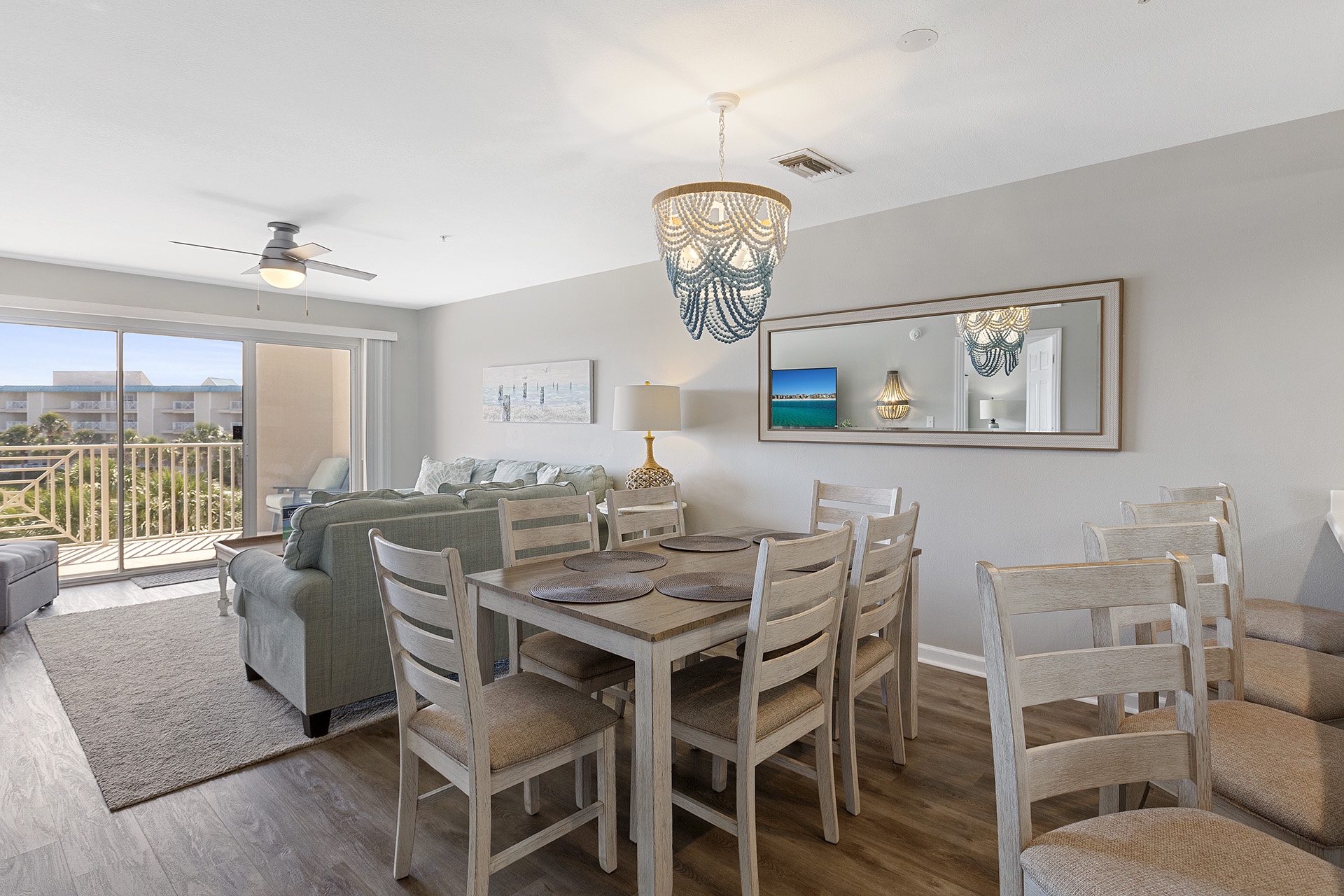 23-Amalfi-Coast-324D-Dining