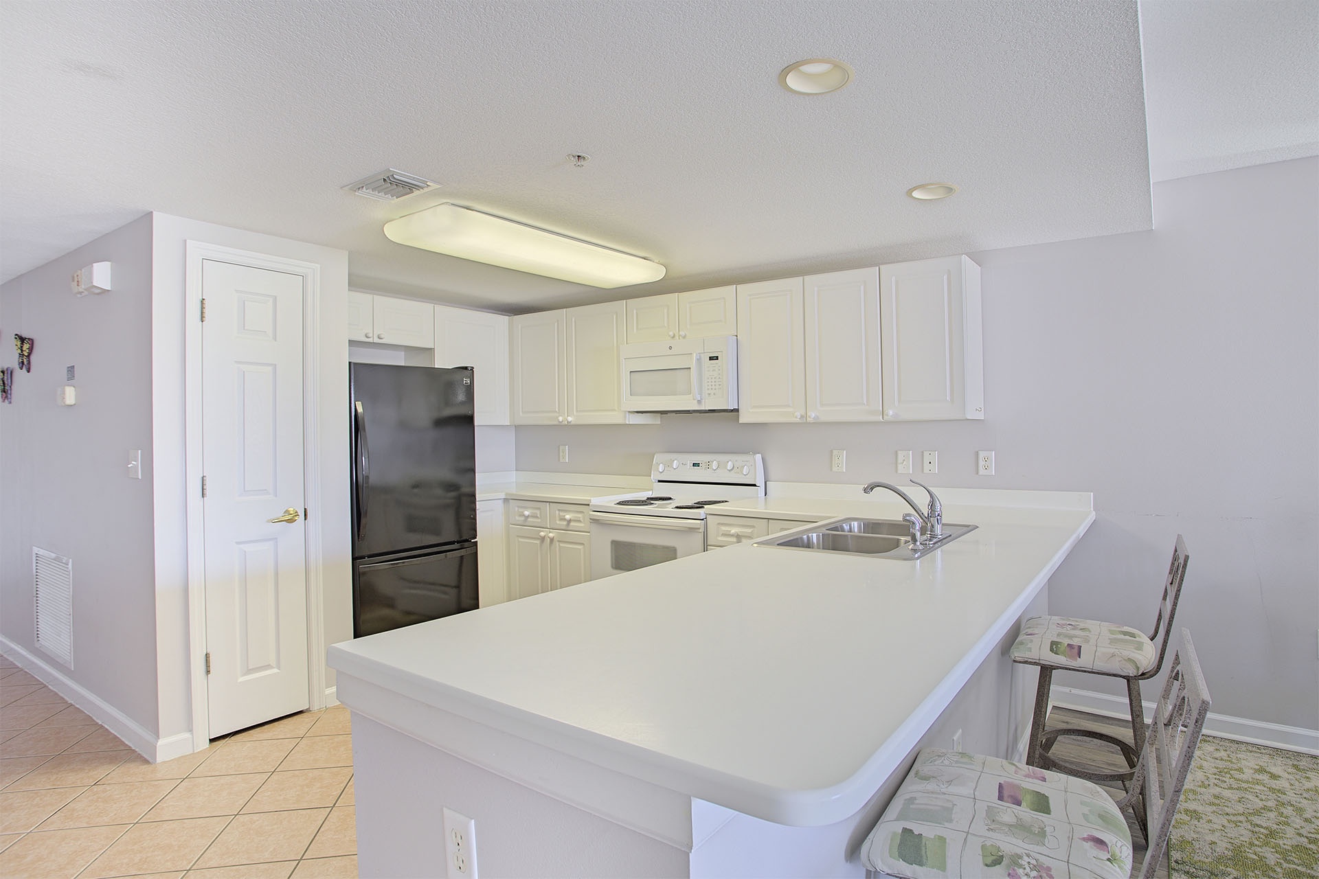 21-Amalfi-Coast-213B-Kitchen