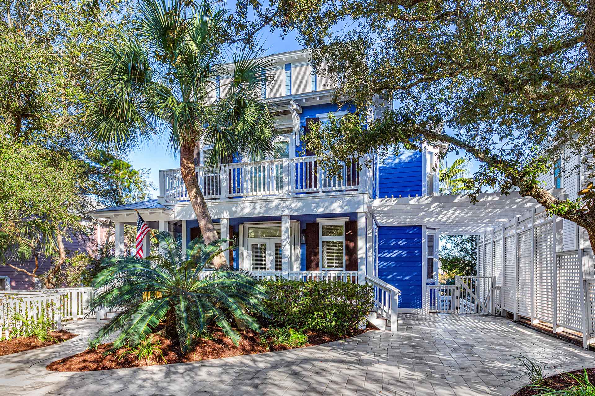 Destin2bHere Exterior