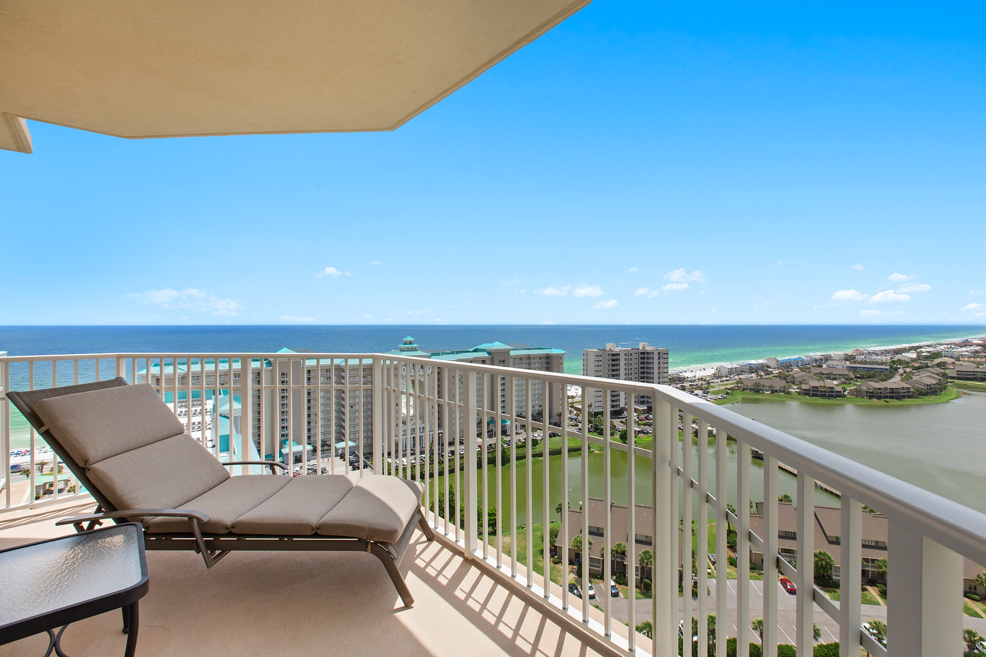 Ariel Dunes I 1910 Balcony