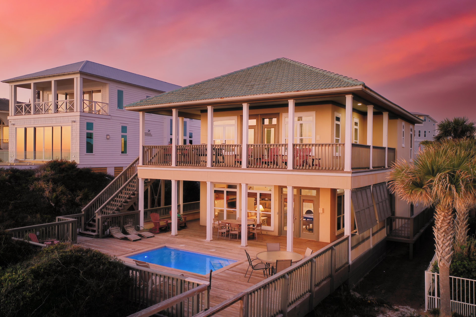 Happy Days Exterior Night