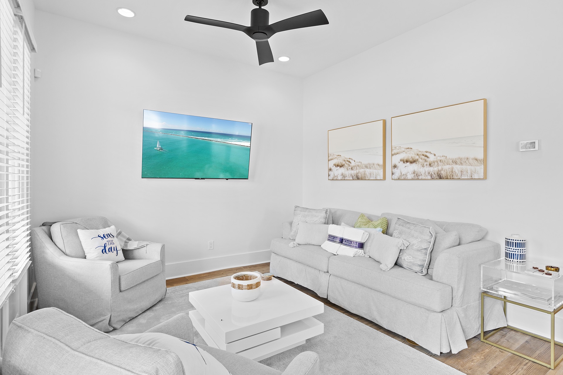 Seas The Day Living Room