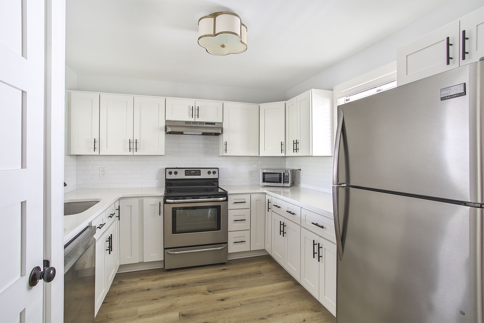 21-Grayton-Beach-Villas-101-Kitchen