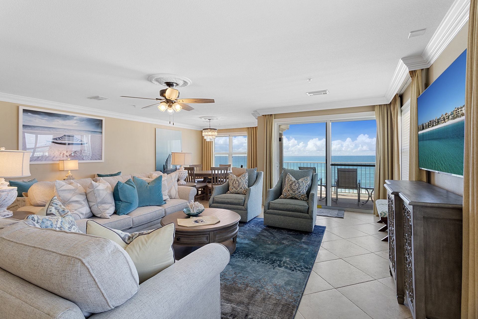 24-Crystal-Dunes-407-Living-Alt