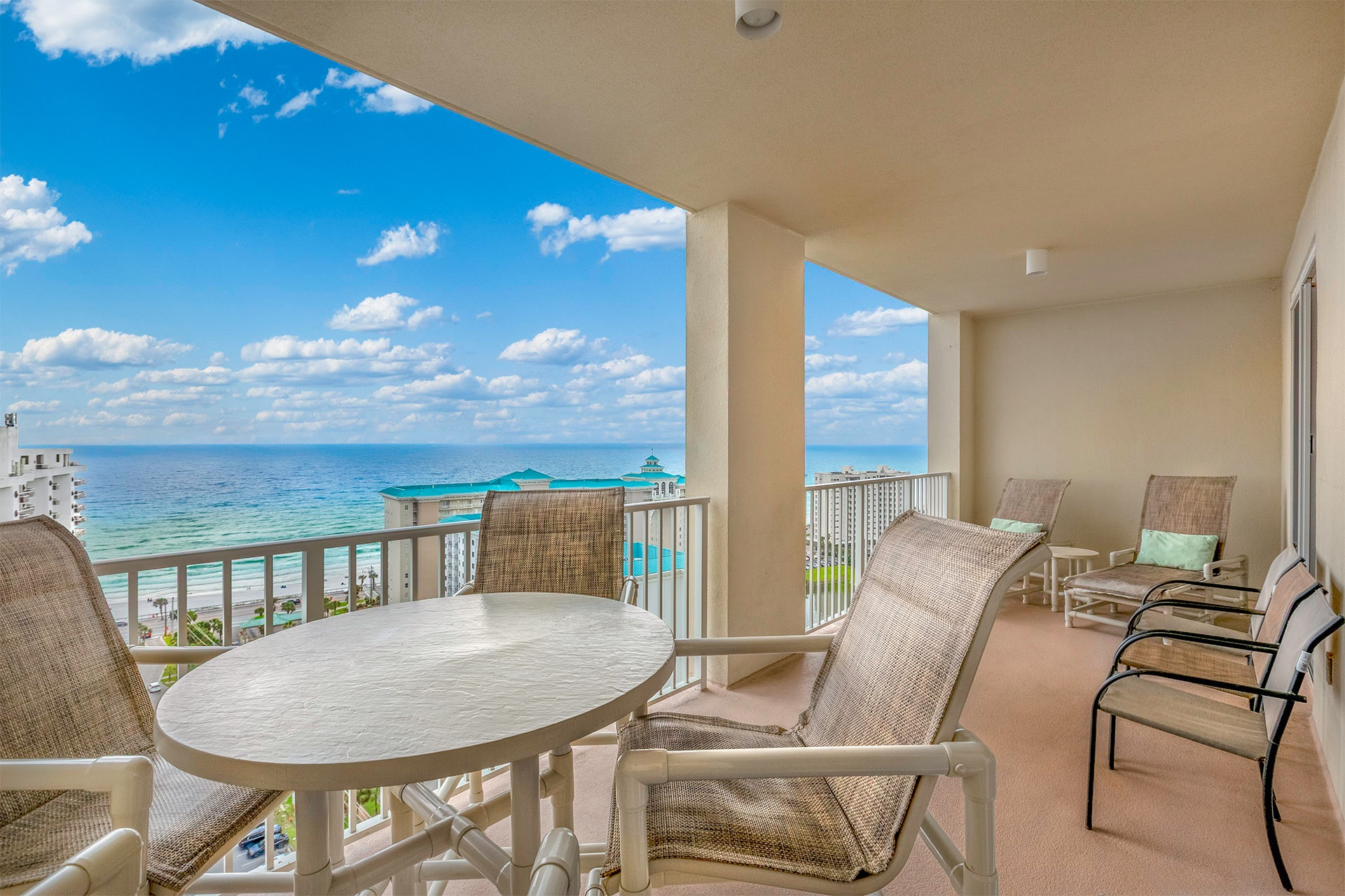 Ariel Dunes I 1902 Balcony