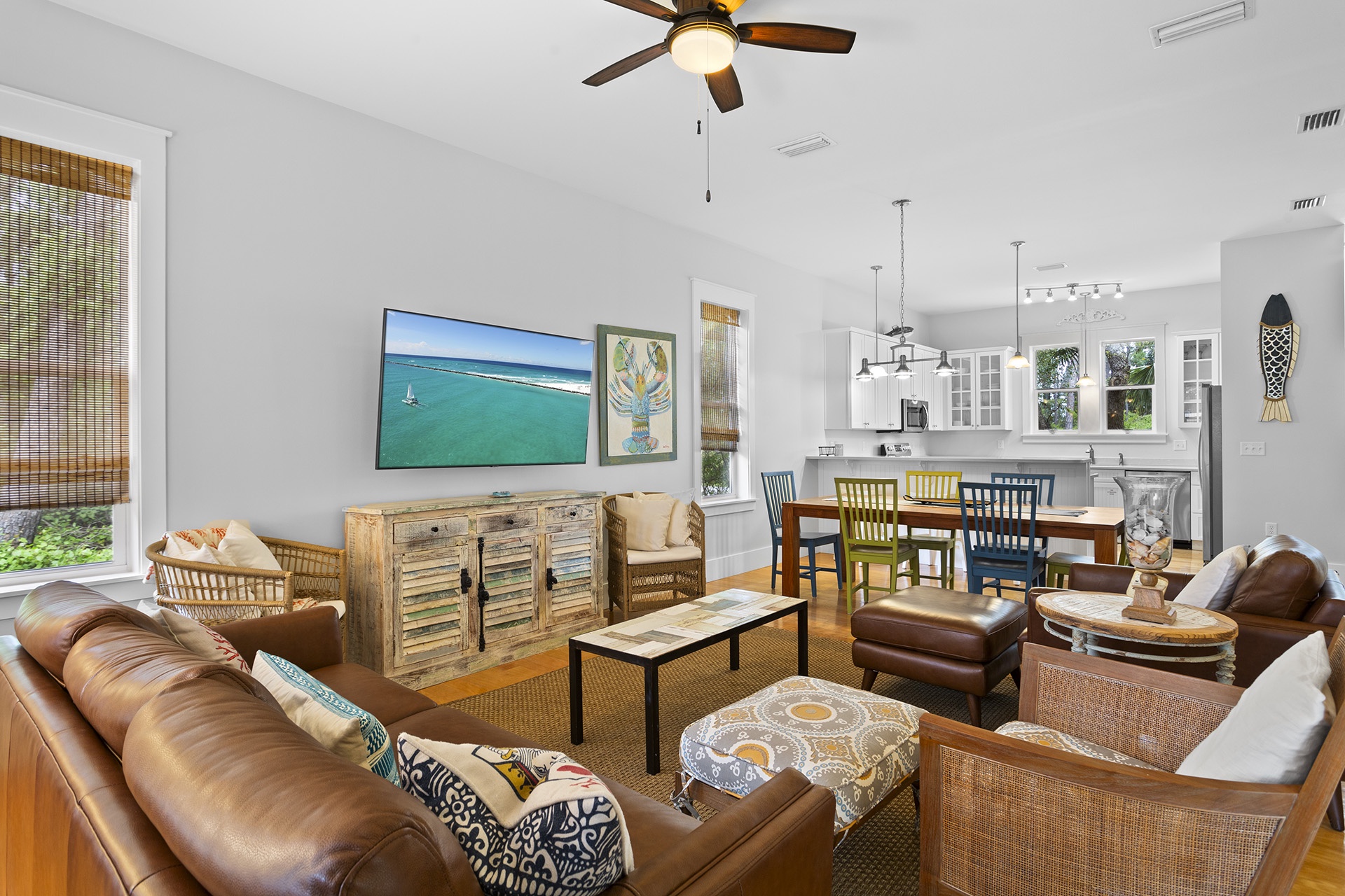 24-Lion-on-the-Beach-Living