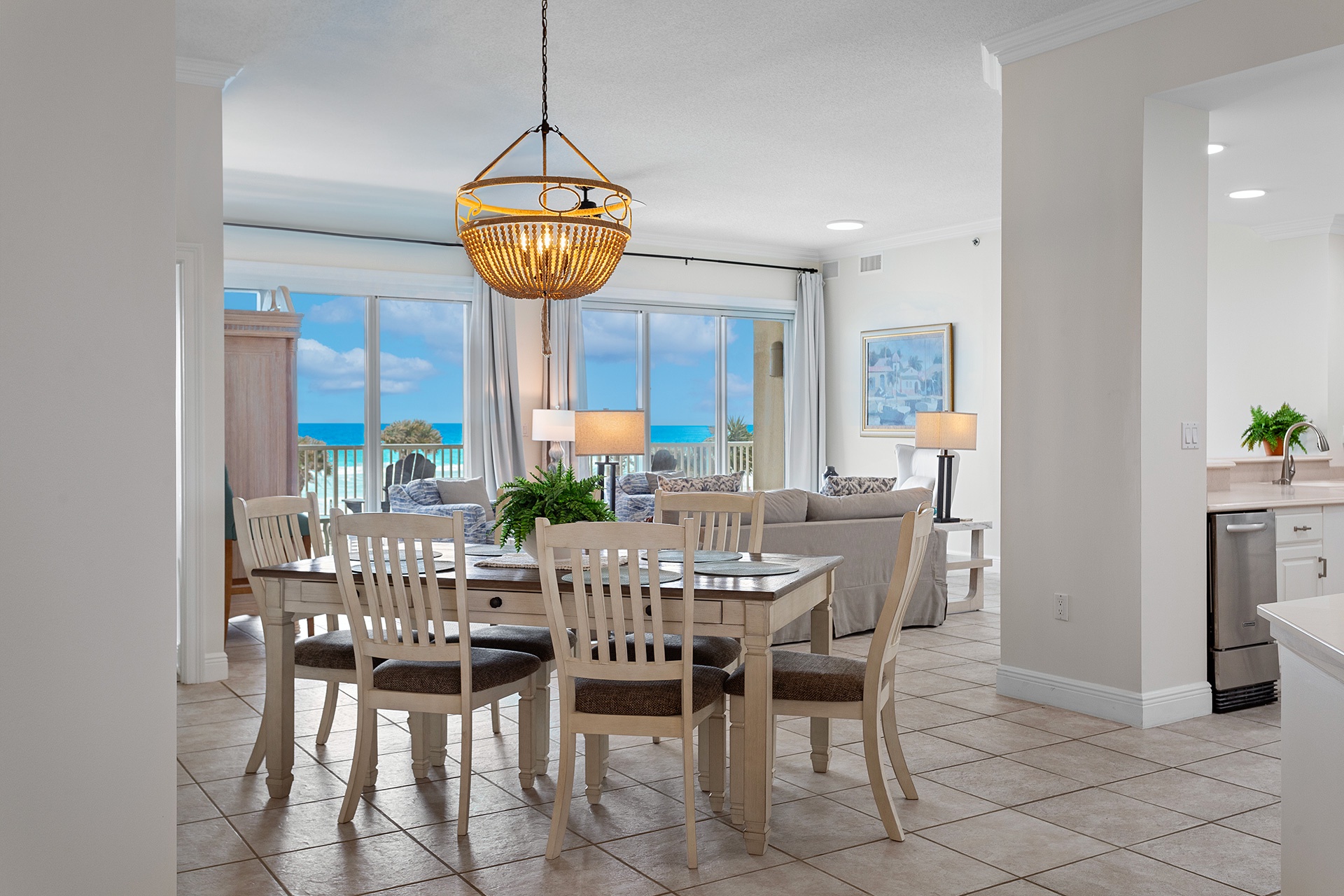 24-Empress-301-Dining