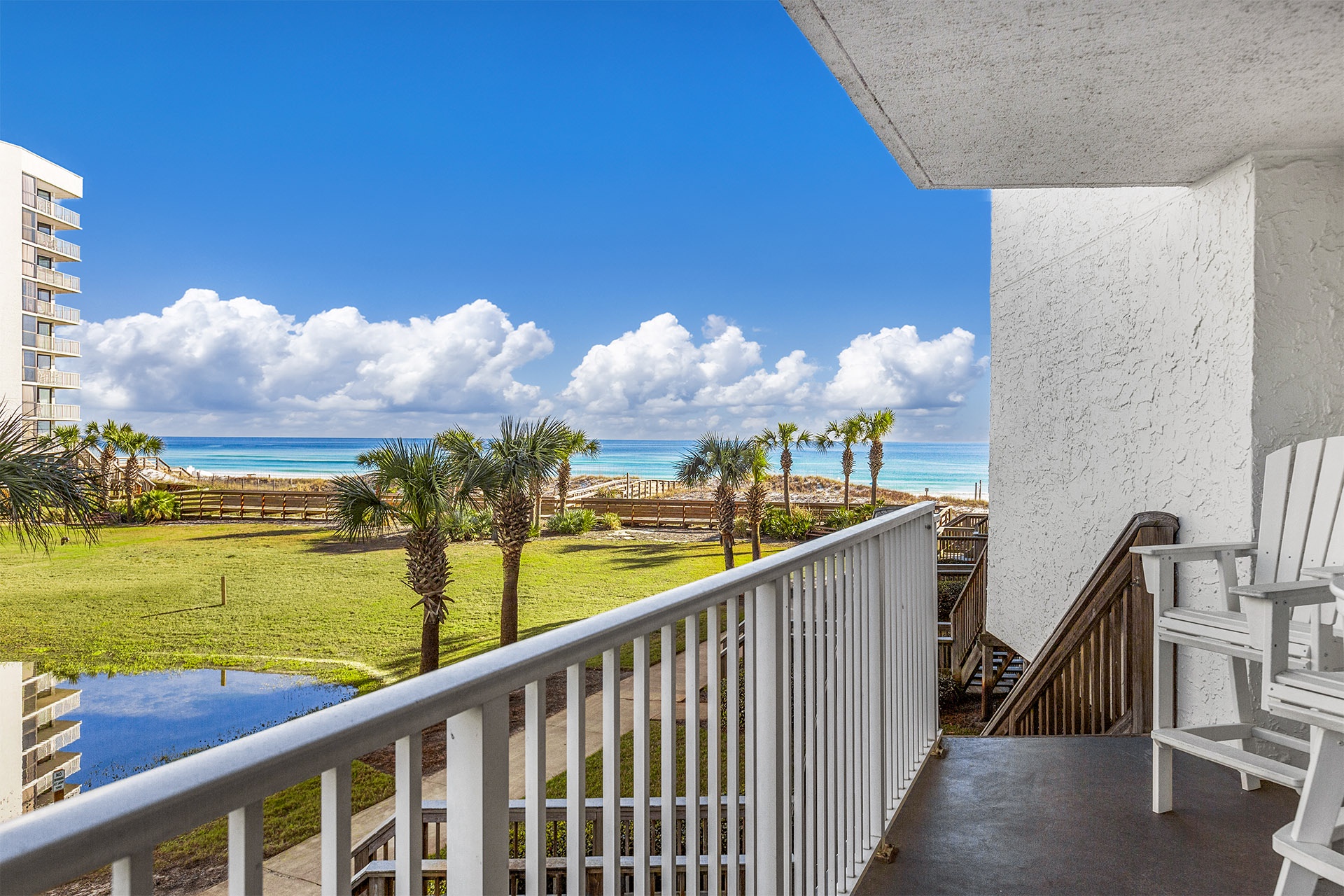 Mainsail 215 Balcony Alt