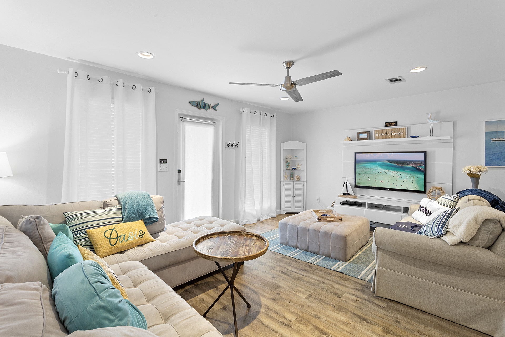 Surfs Up Living Room