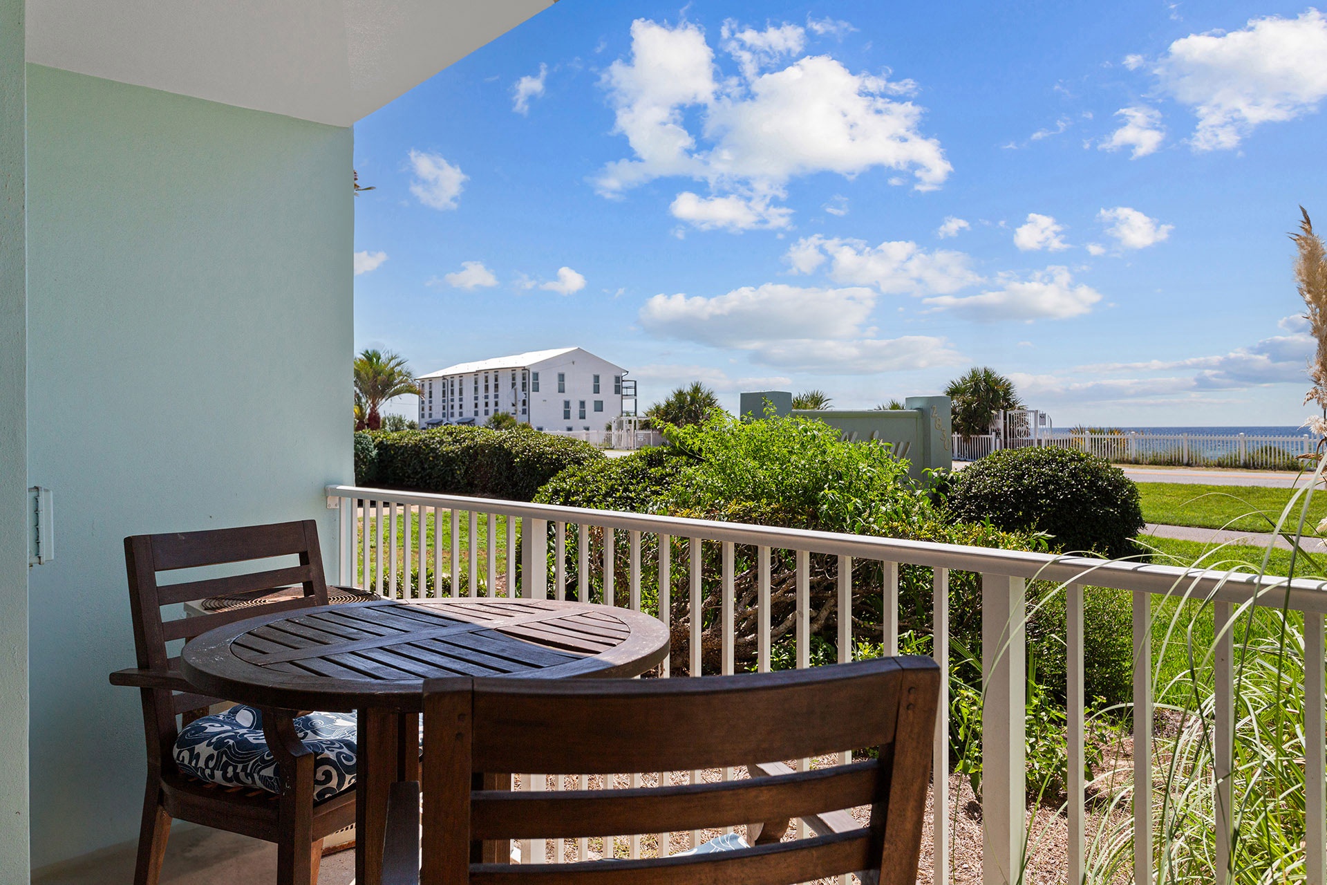 23-Gulfview-113-Patio