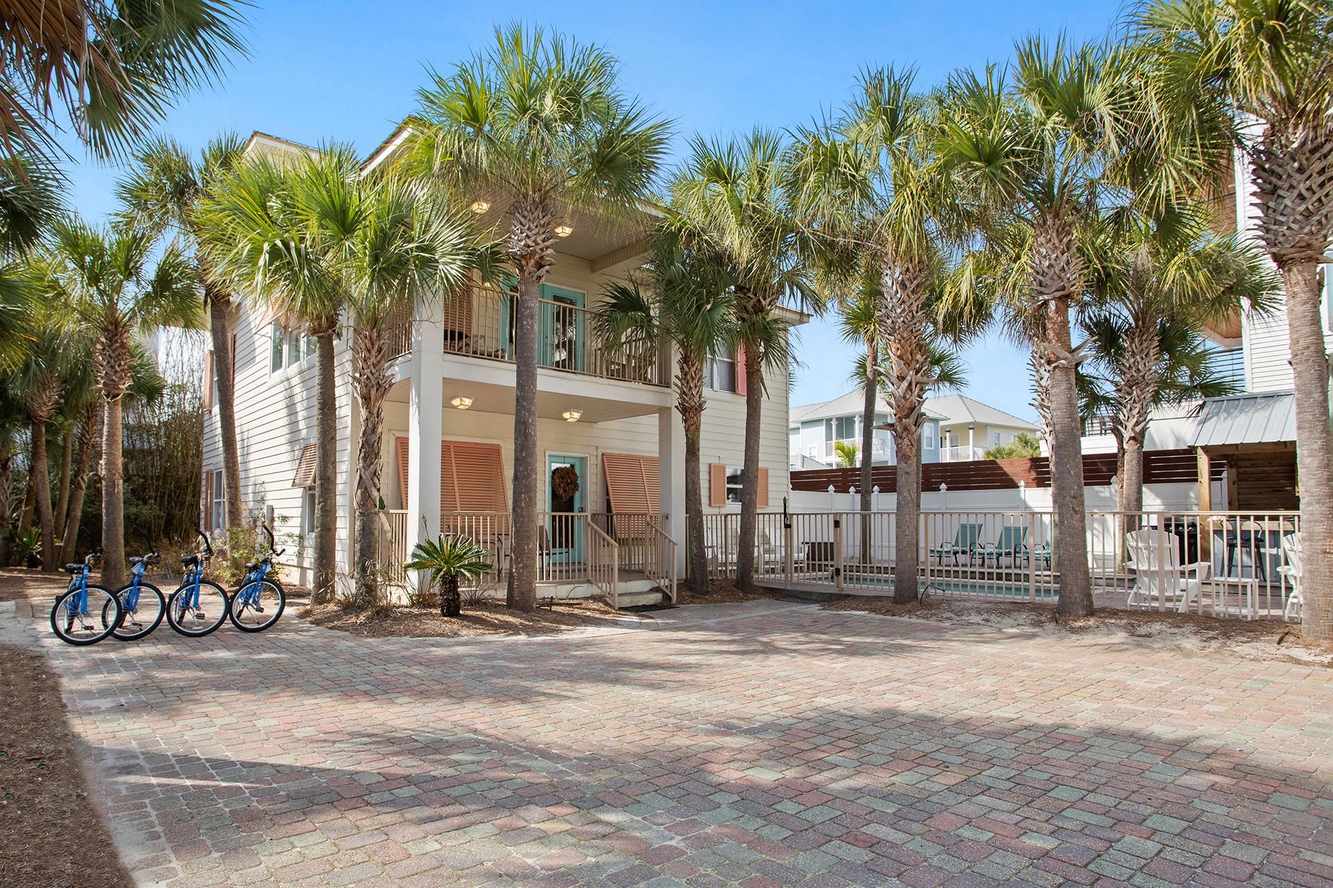 Shell Shack Exterior