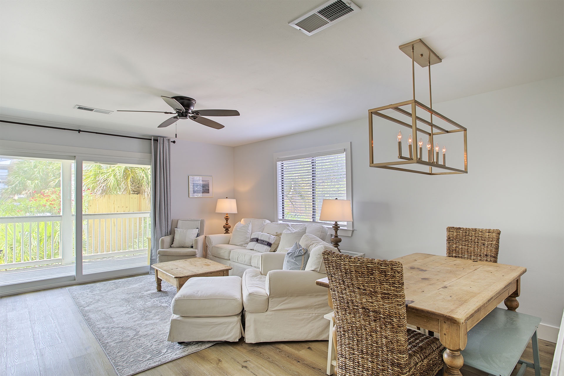 21-Grayton-Beach-Villas-101-Dining