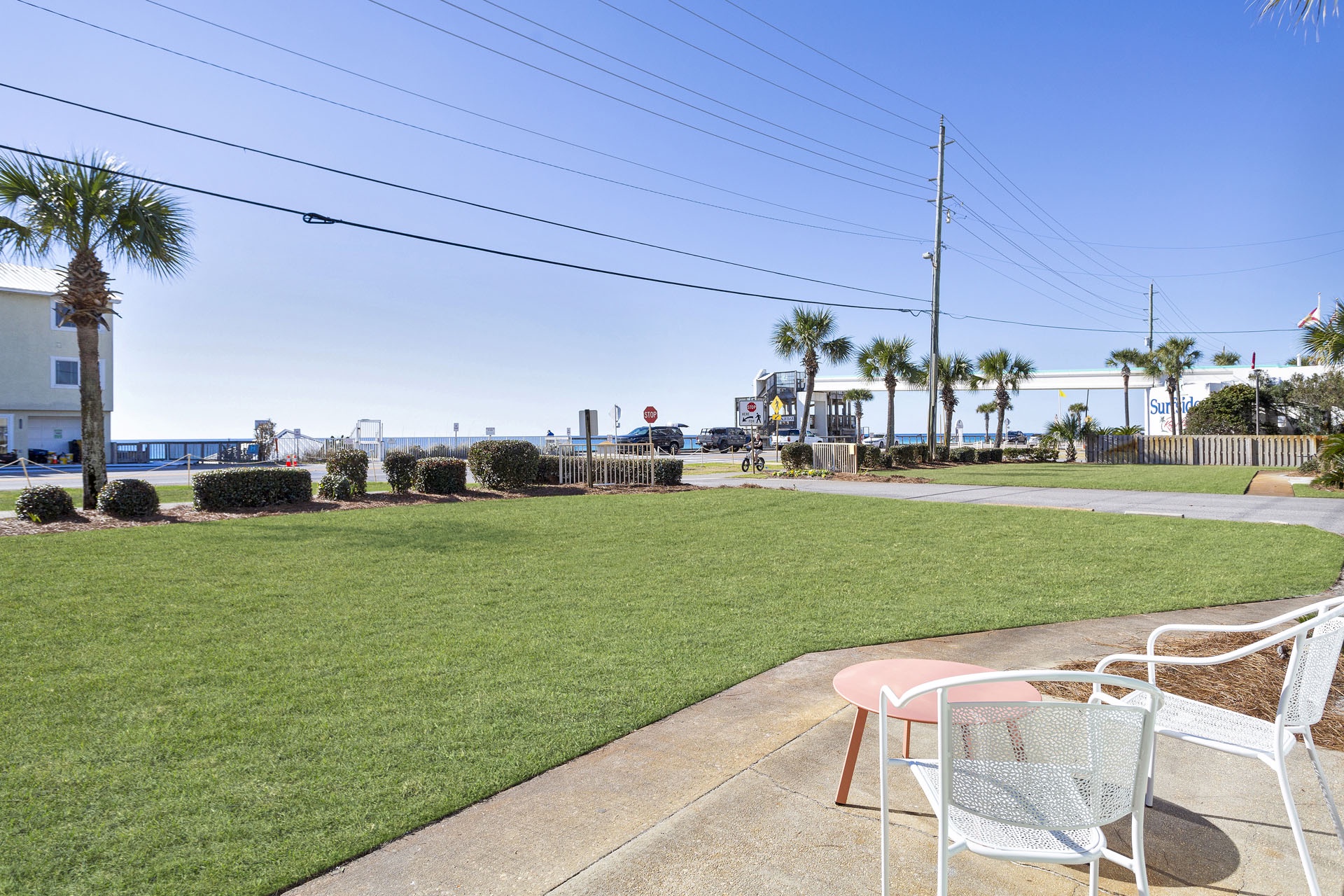 23-Sea-Cabins-2B-Patio