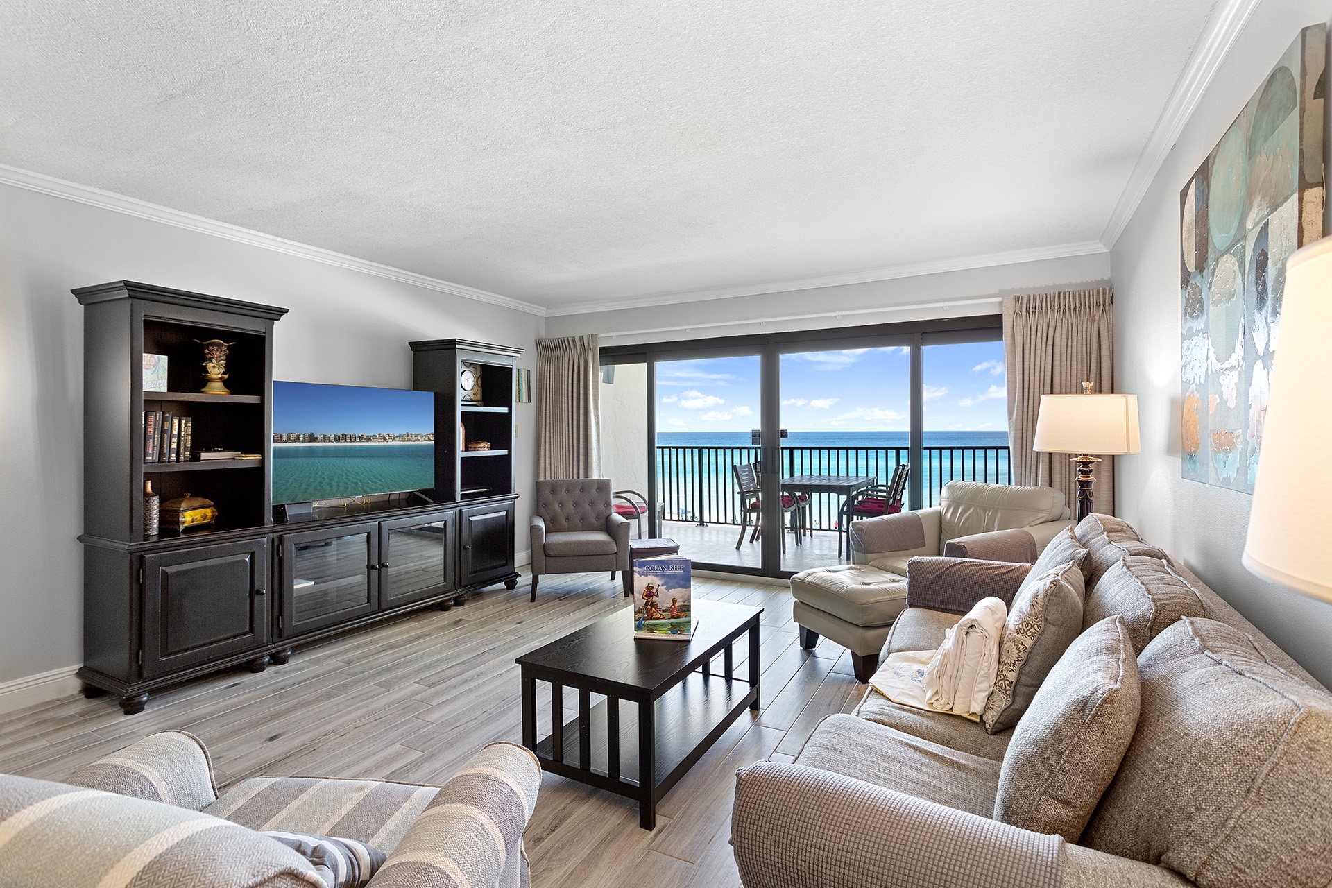 Huntington By The Sea 402