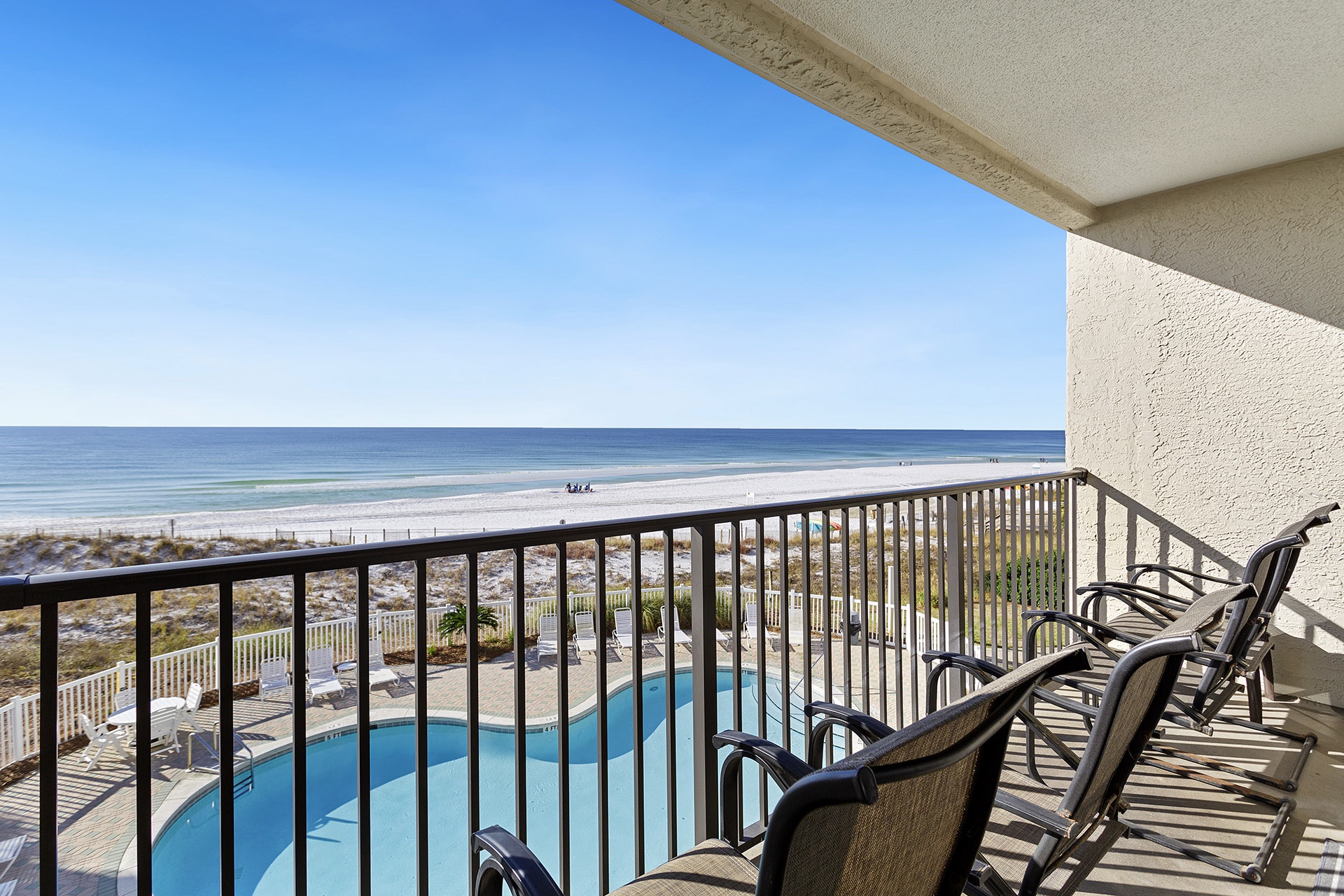 23-Windancer-302-Balcony