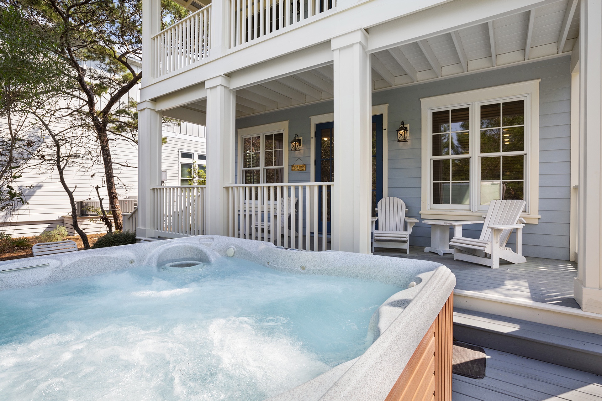 Grayt Expectations Hot Tub