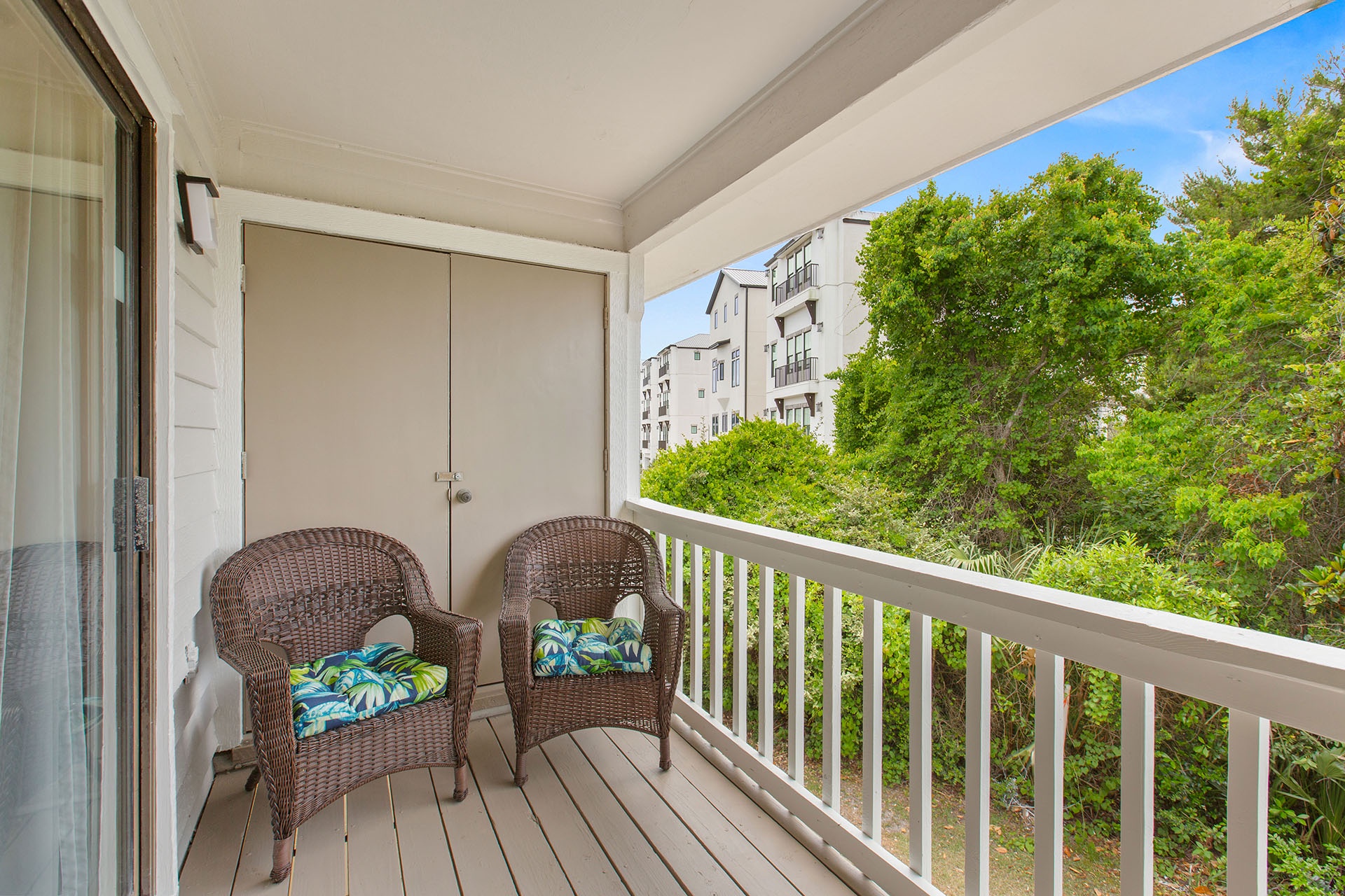 Cassine Gardens 111 Balcony