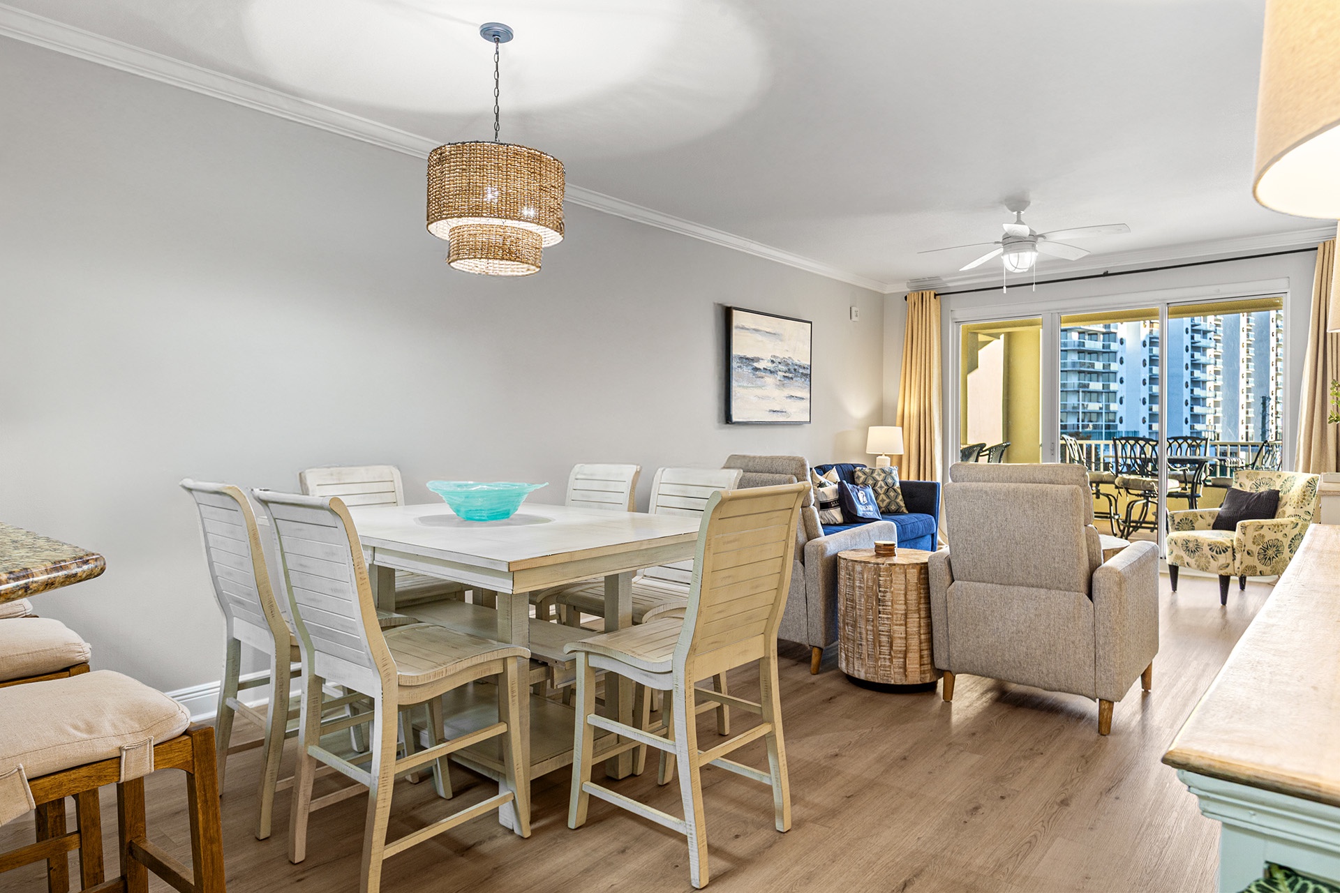 Ariel Dunes I 304 Dining