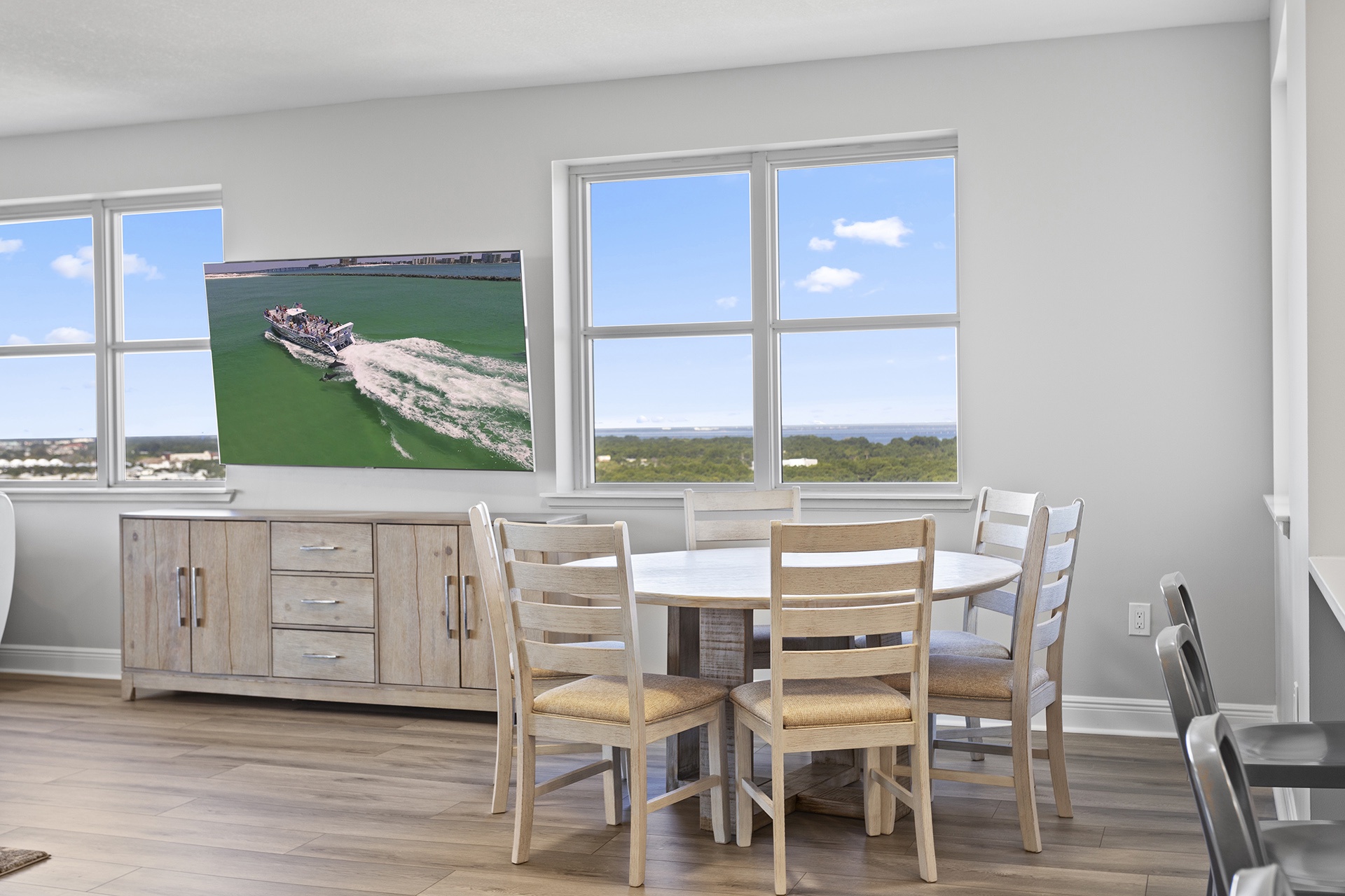 24-Ariel-Dunes-II-1410-Dining