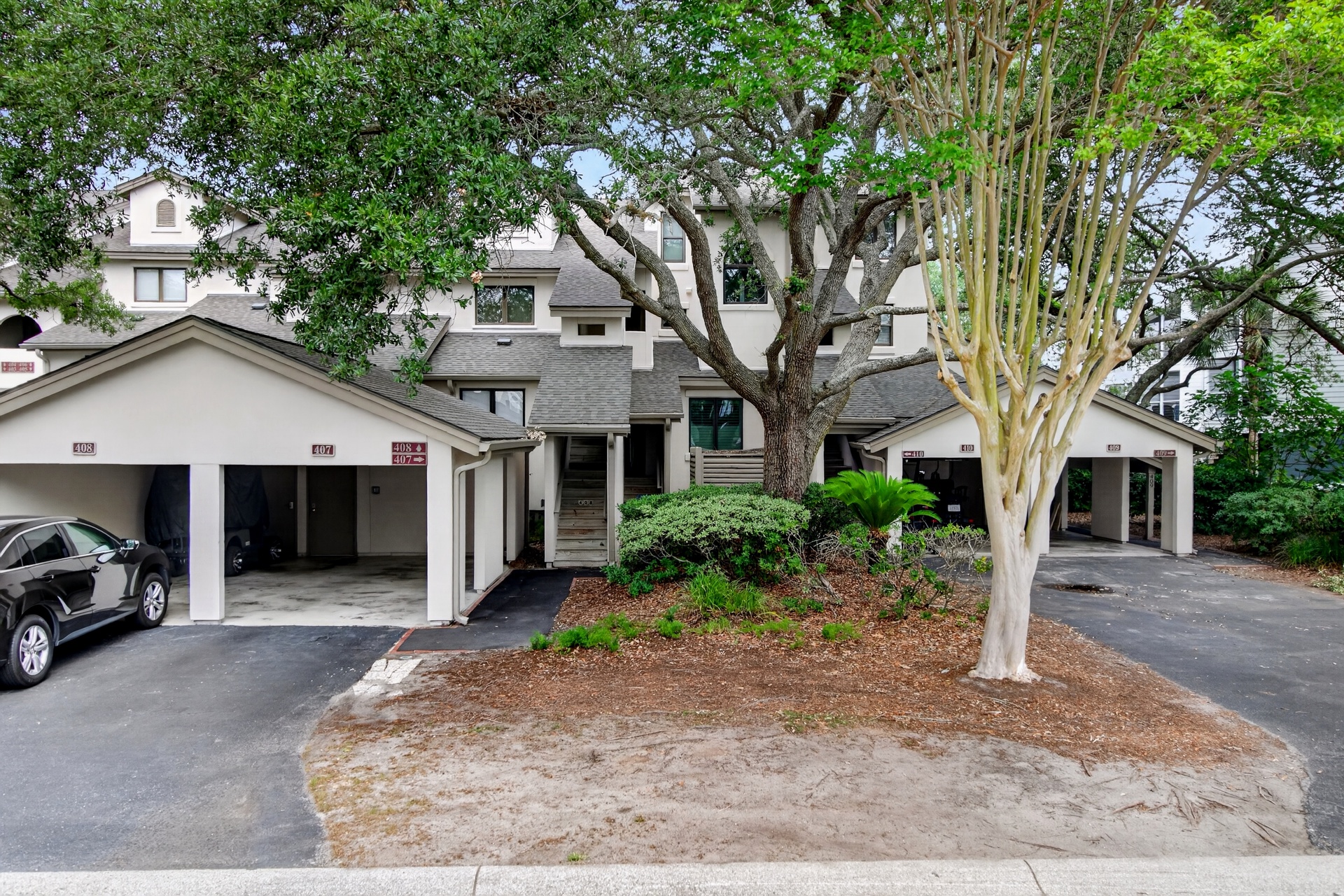 Yacht Harbor Villa 407