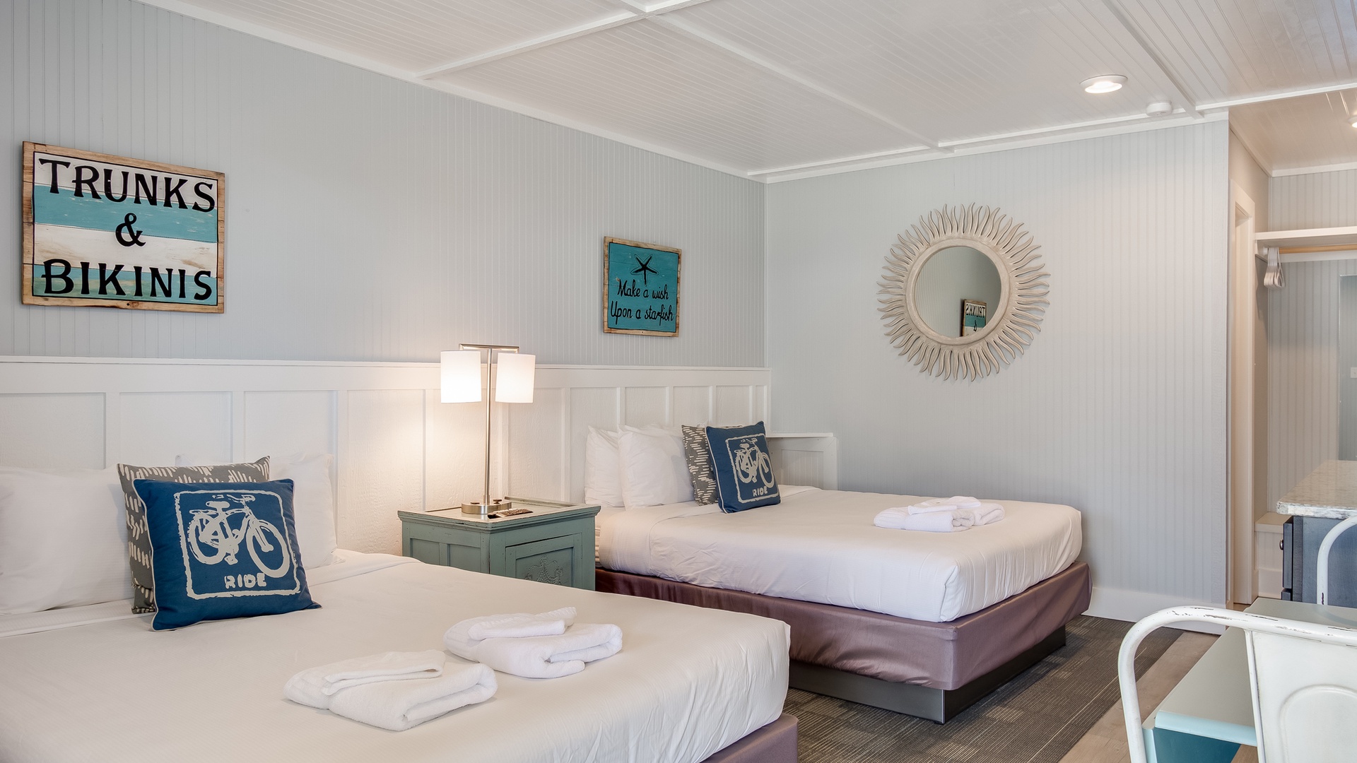 Featured Property TH26: Croatan Sound Room