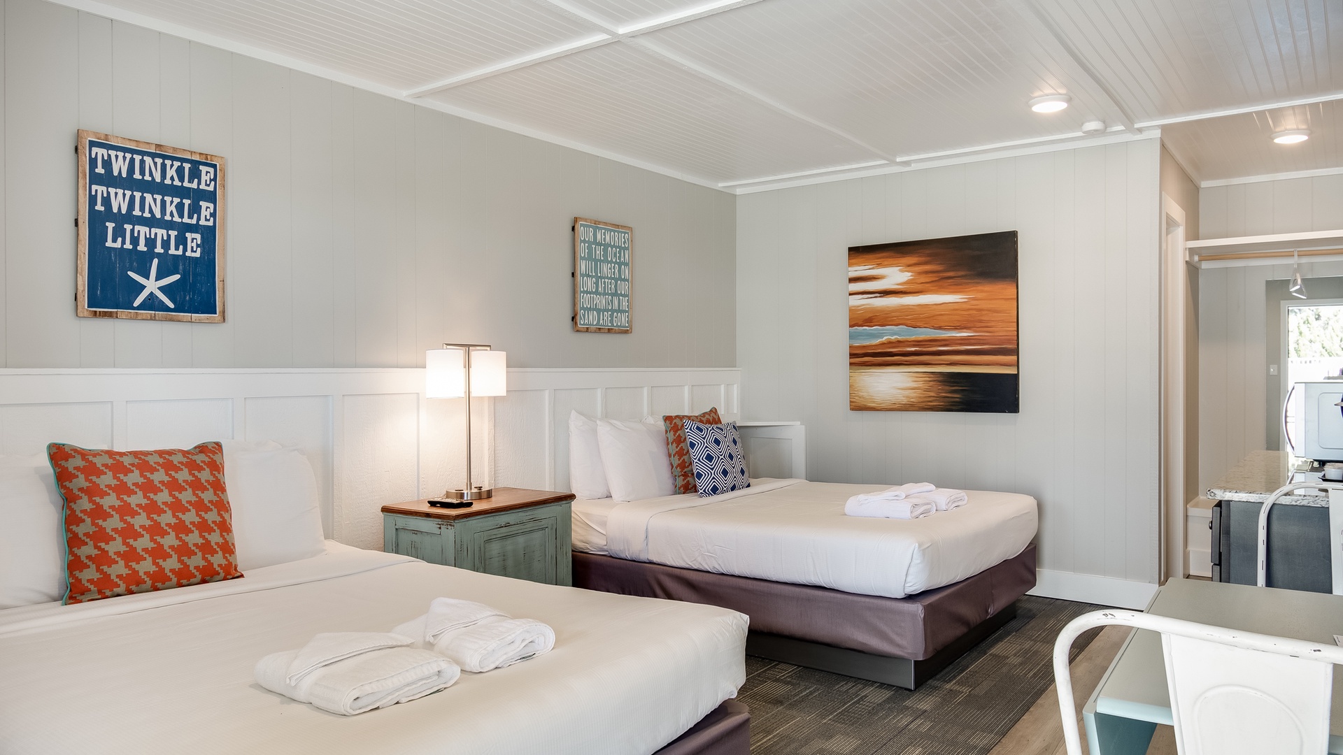 Featured Property TH24: Oregon Inlet Room