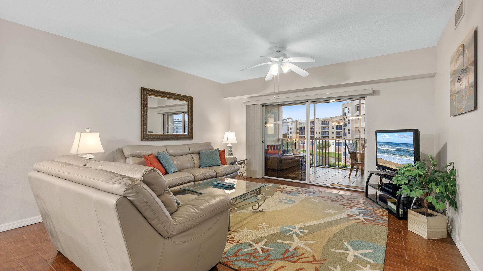 Featured Property Oceanwalk 1-403