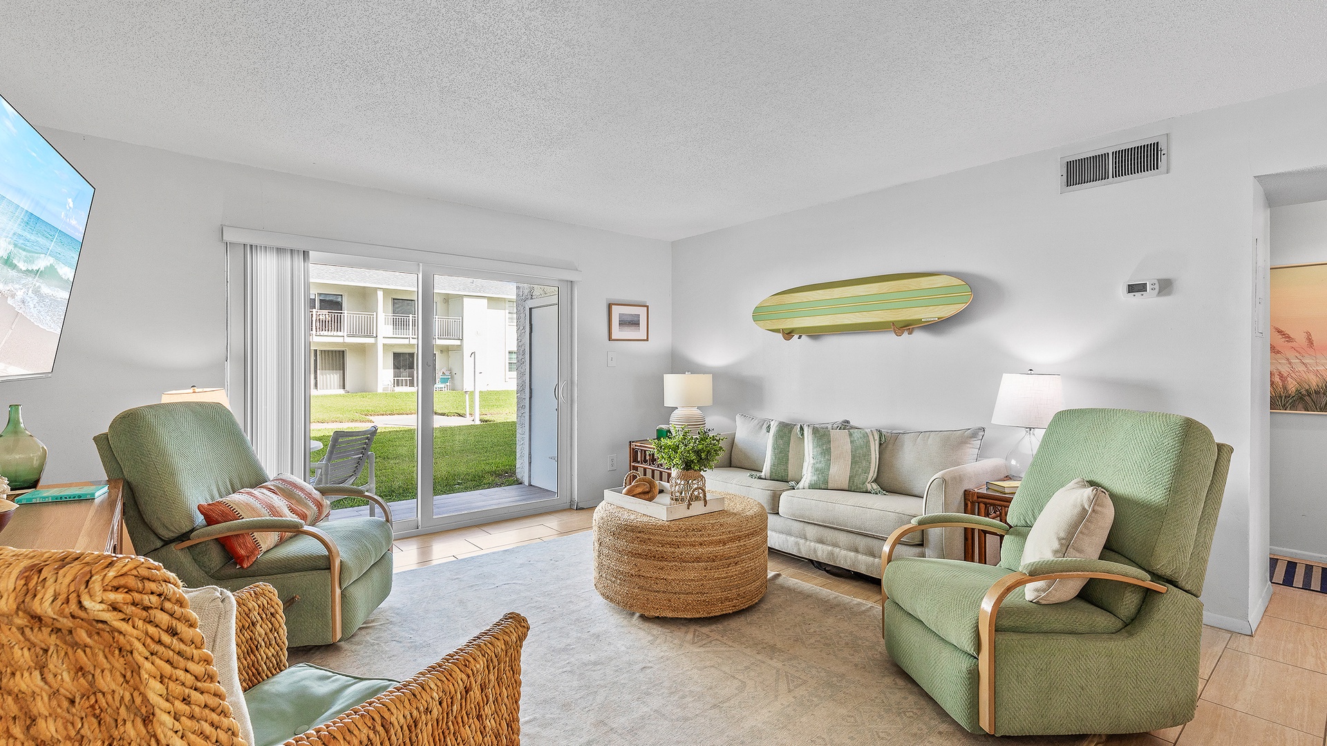 Featured Property Colony Beach Club 121
