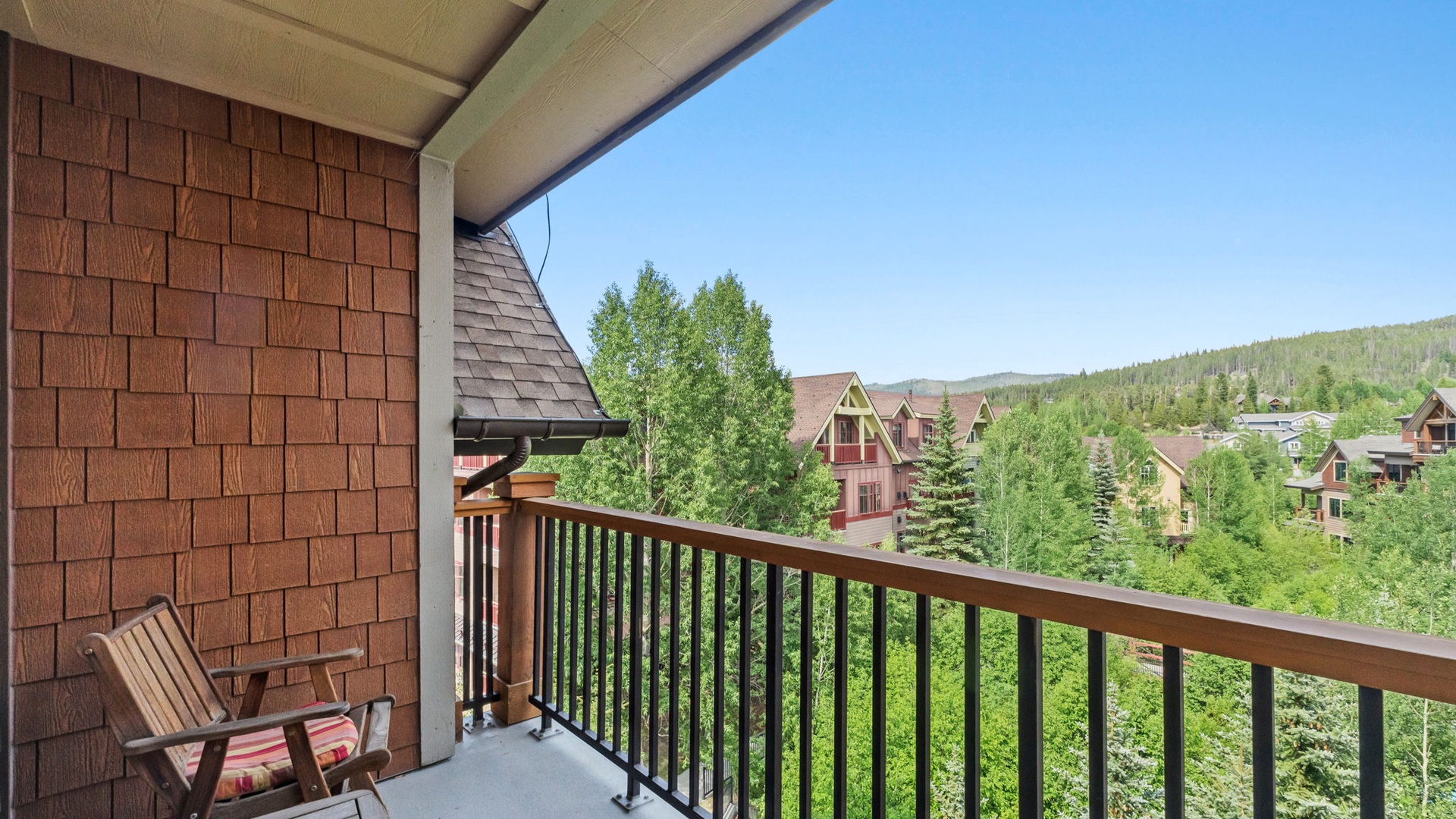 Featured Property Water House 6409