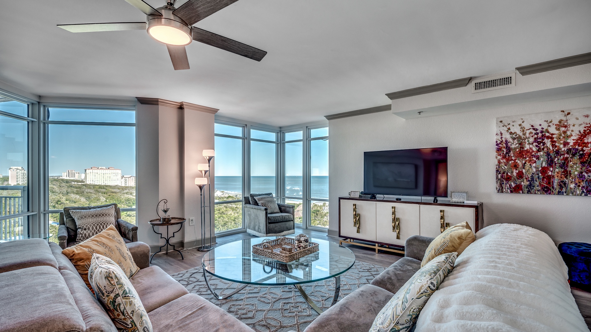 Featured Property Horizon at 77th - Unit 812