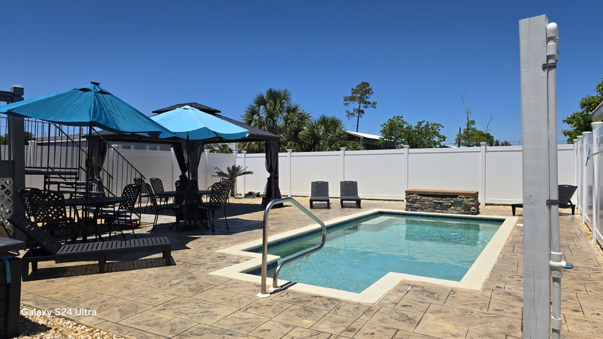 Featured Property Salty Breeze