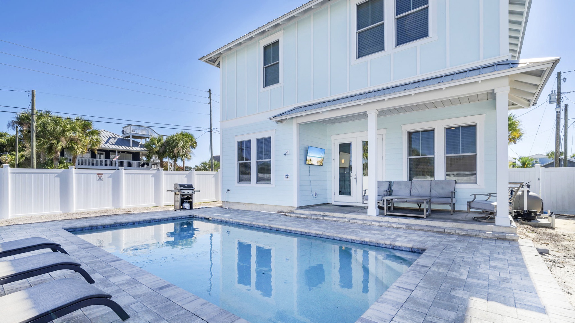 Featured Property Salty Blue