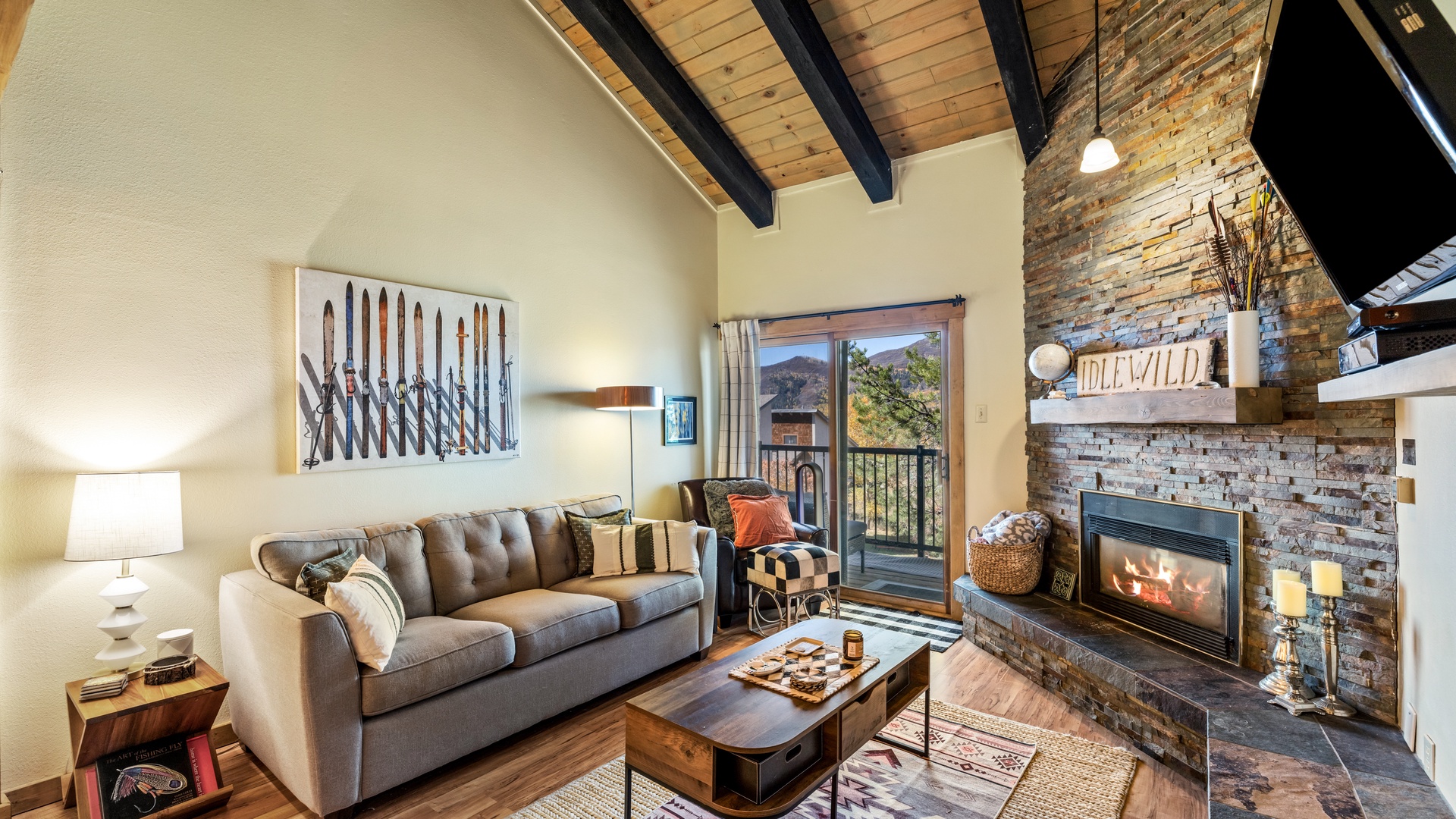 Featured Property Rockies 2433