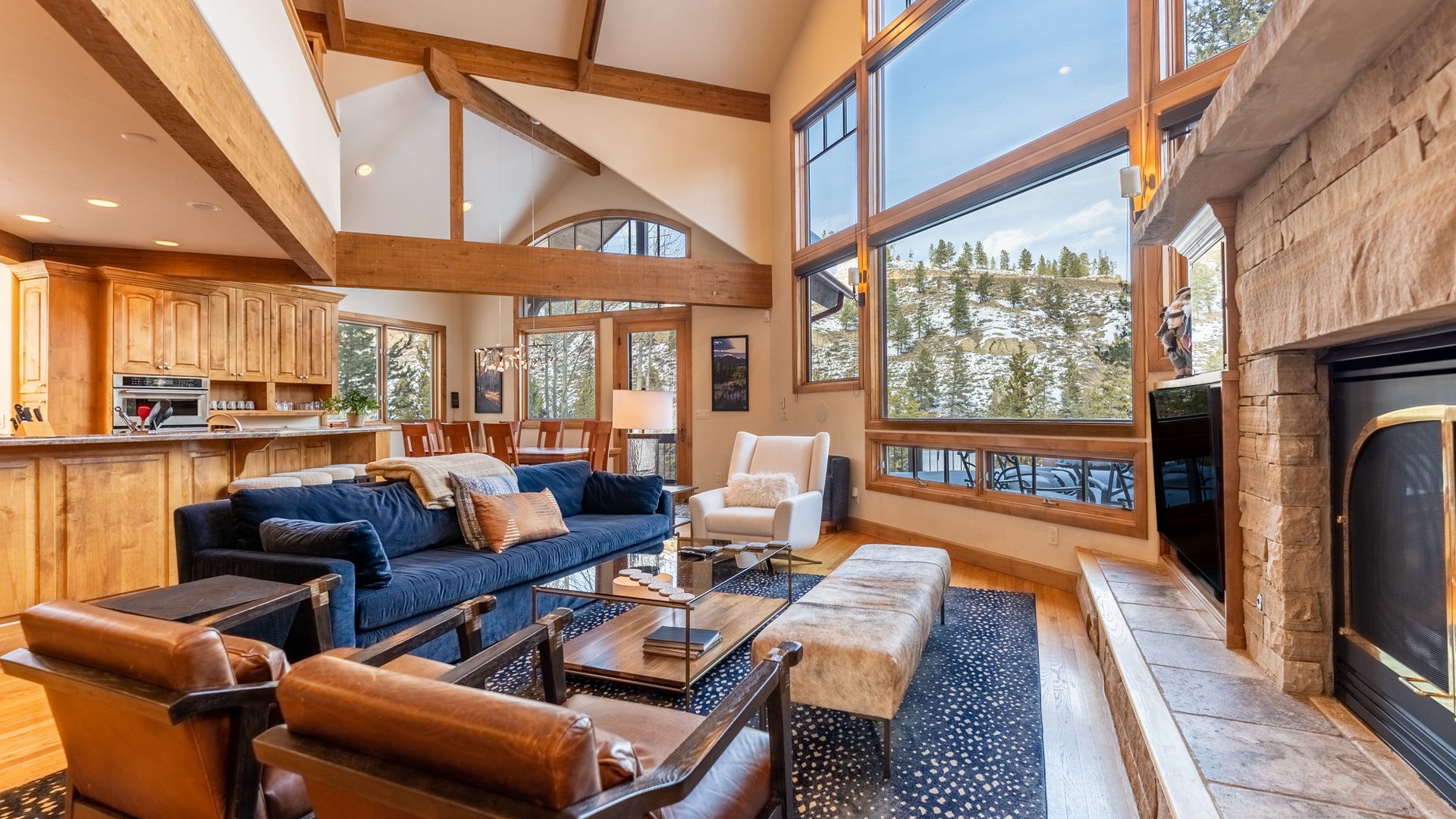 Featured Property 580 Elk Circle
